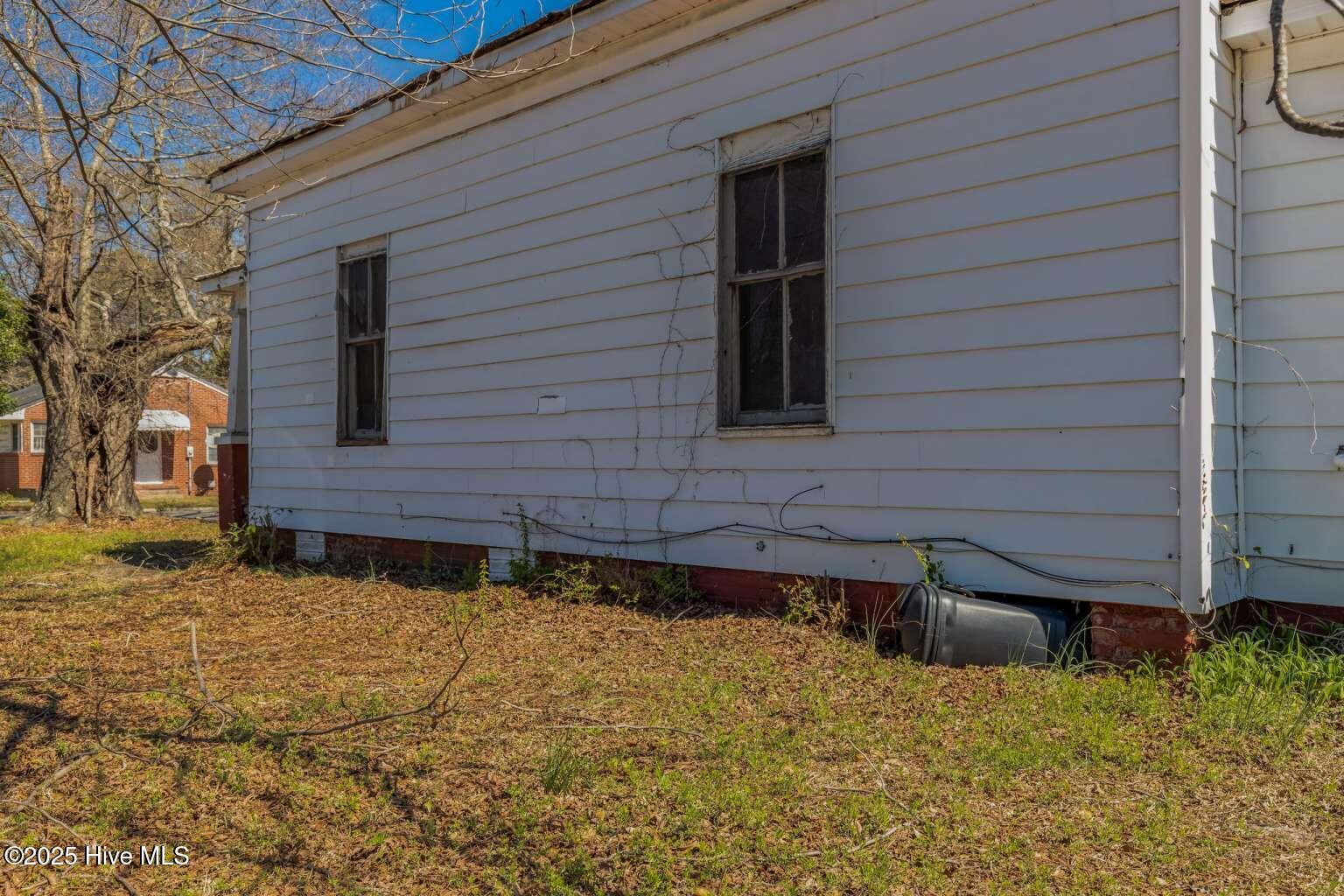 901 Daughtridge Street Property Photo 8