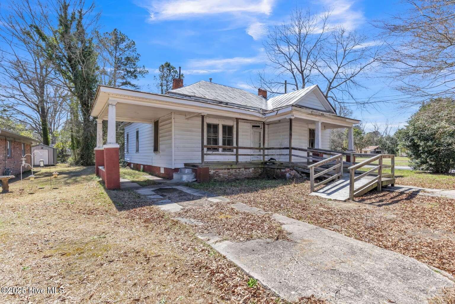 901 Daughtridge Street Property Photo 9