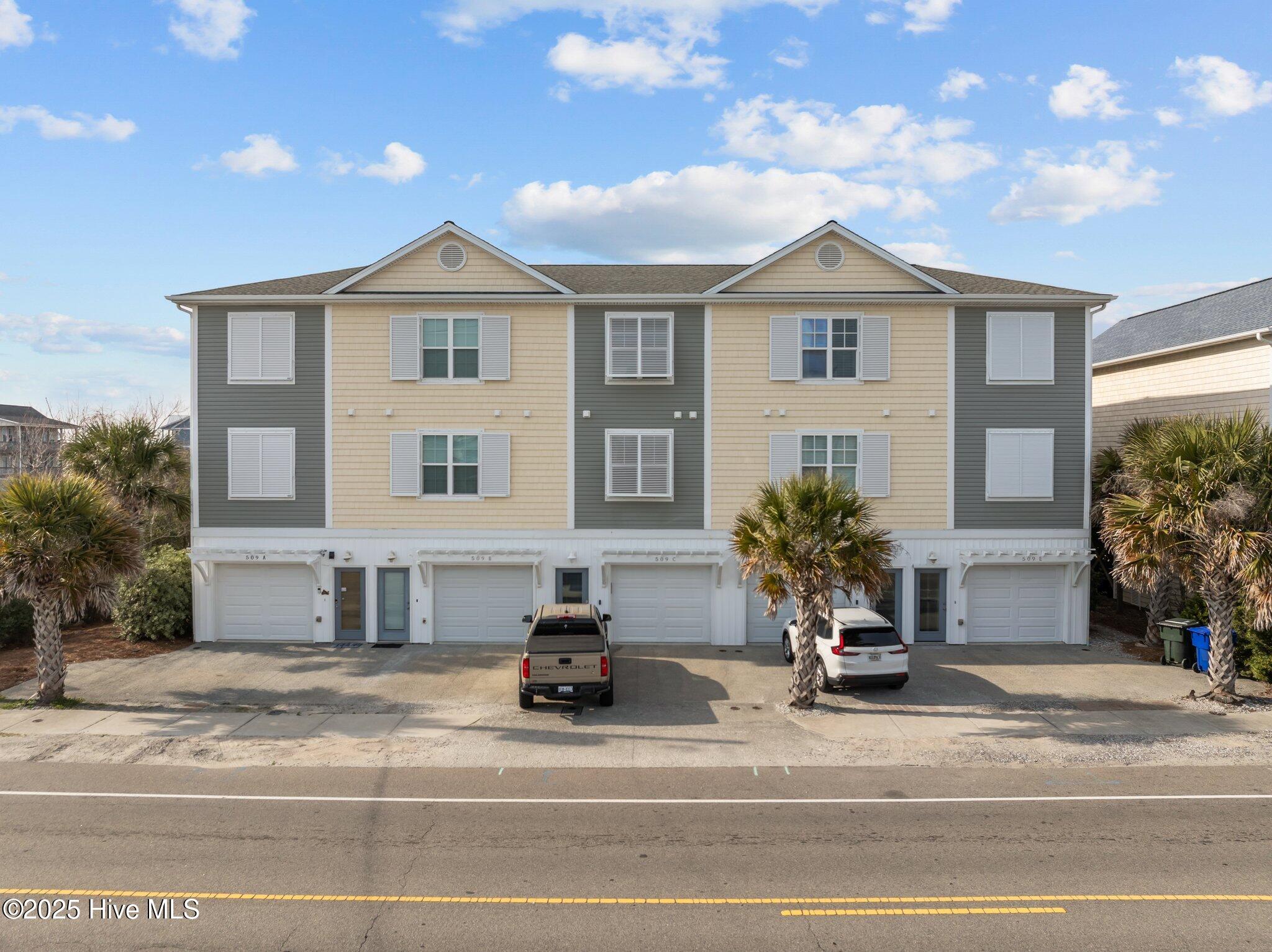 509 N New River Drive A Property Image