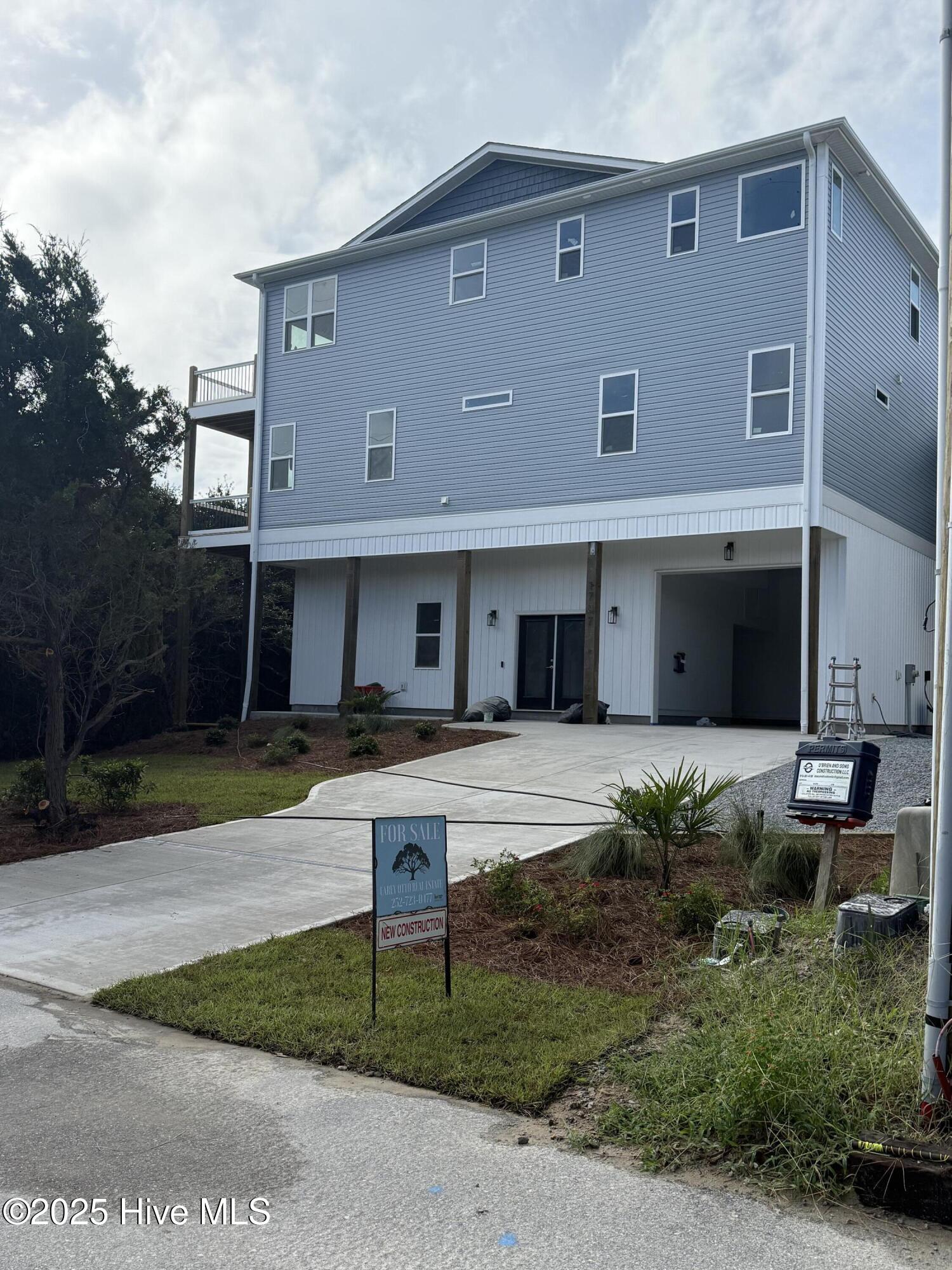 1707 Emerald Drive Property Photo 1