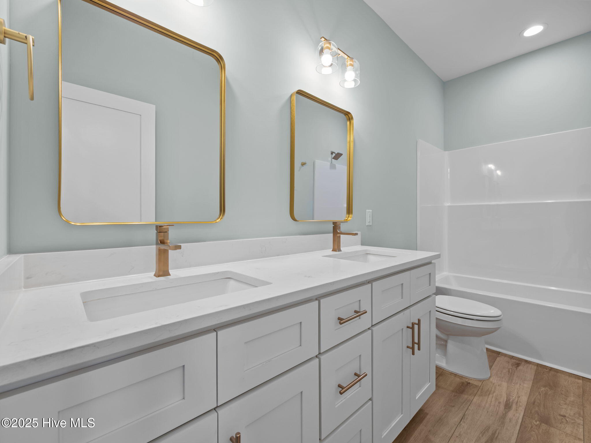 1707 Emerald Drive Property Photo 41