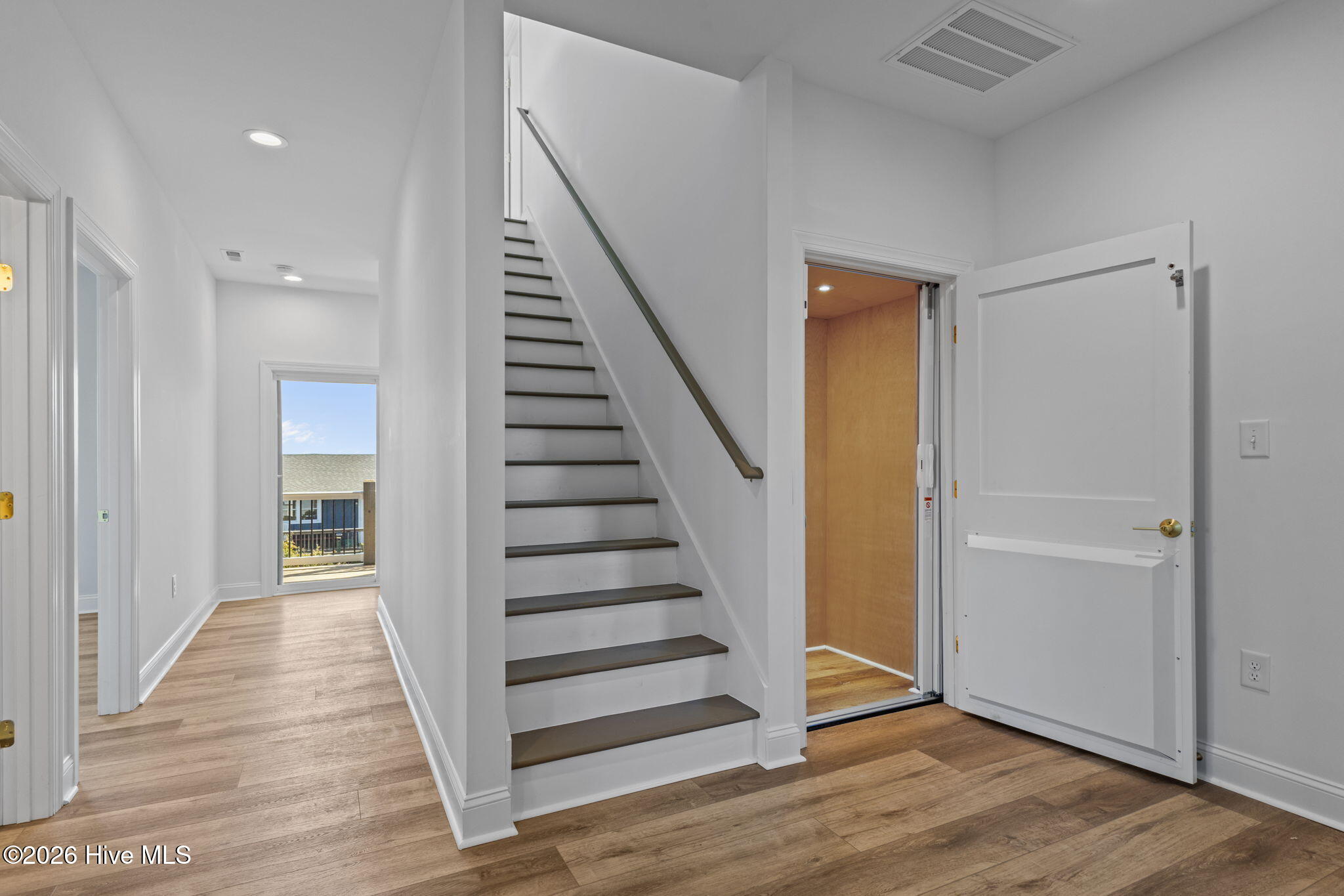 1707 Emerald Drive Property Photo 46