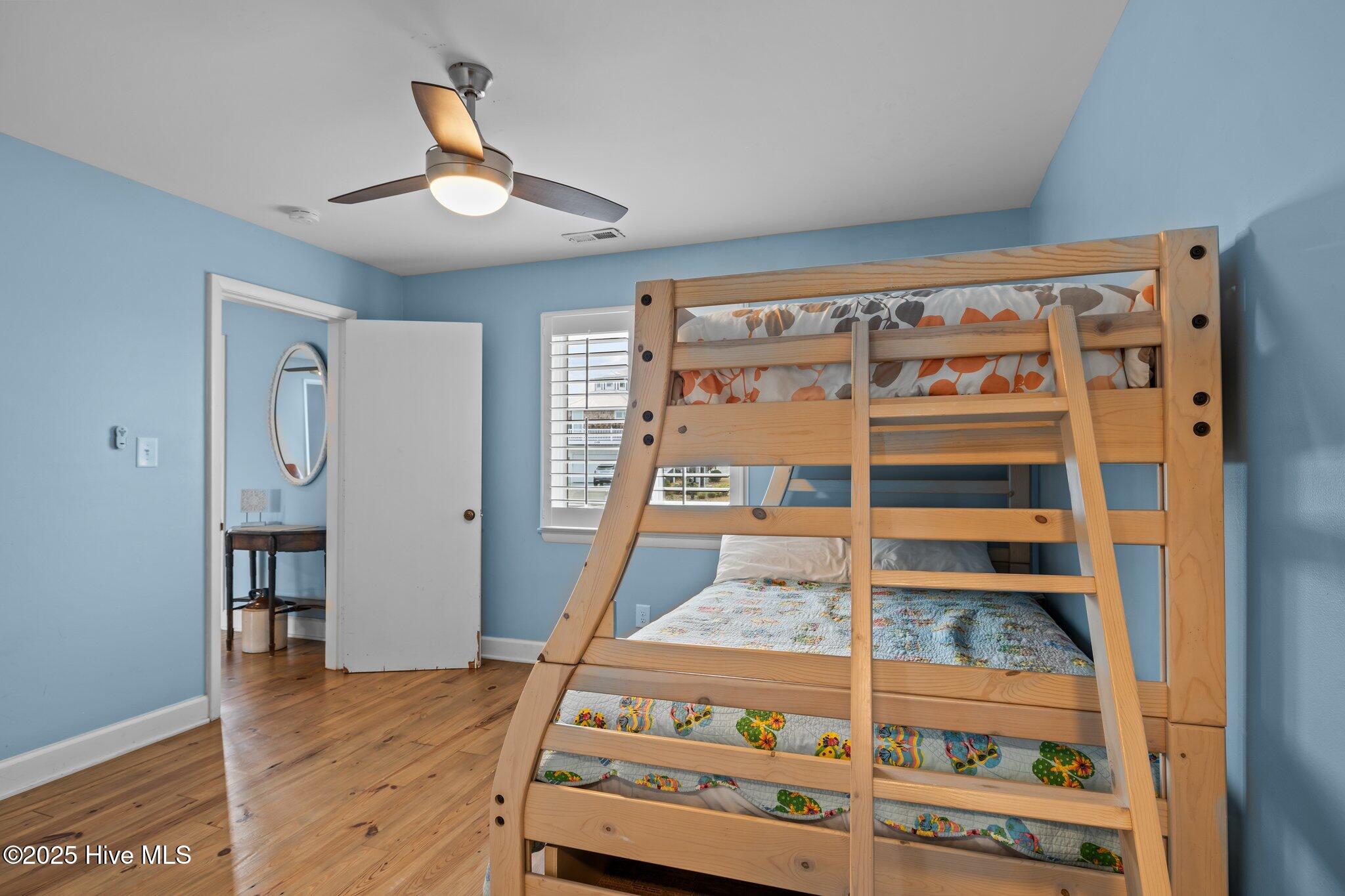 247 Bayview Boulevard Property Photo 21