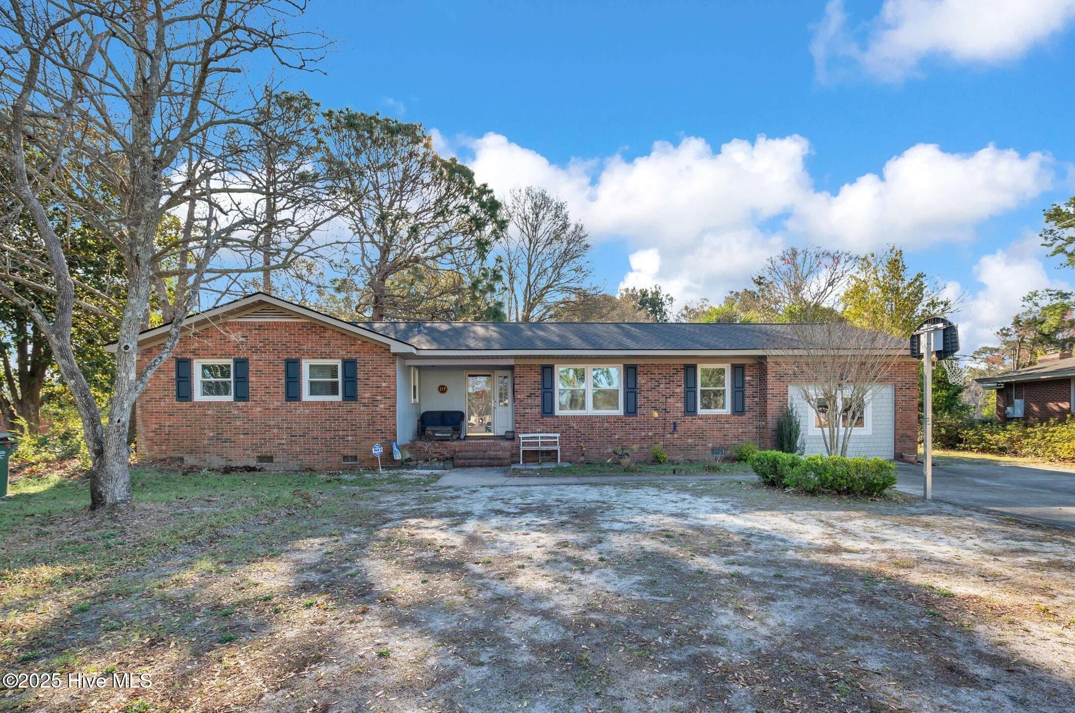 117 Stonewall Jackson Drive Property Photo