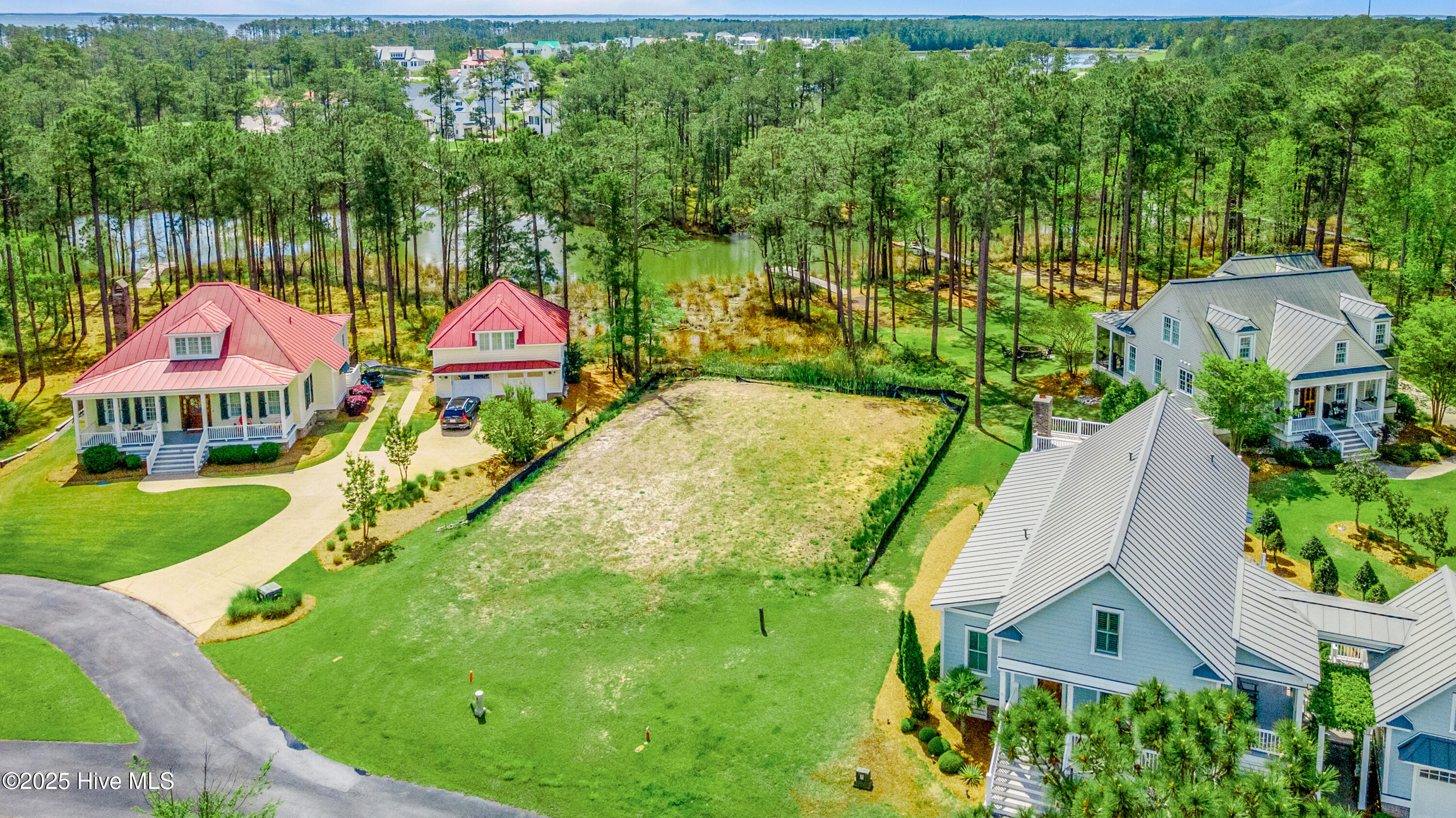 32 Quidley Cove Property Photo 3