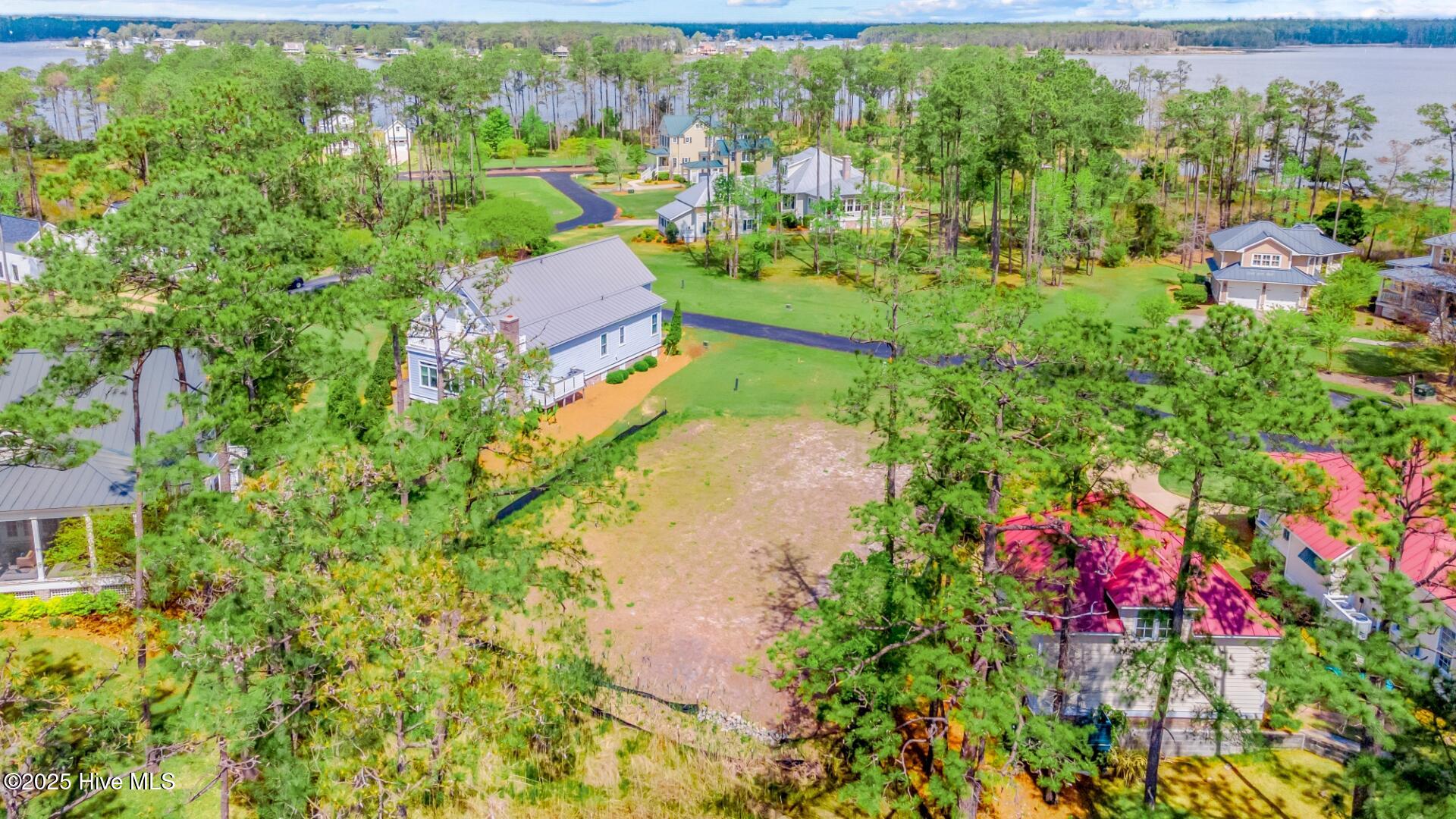 42 Quidley Cove Property Photo 3