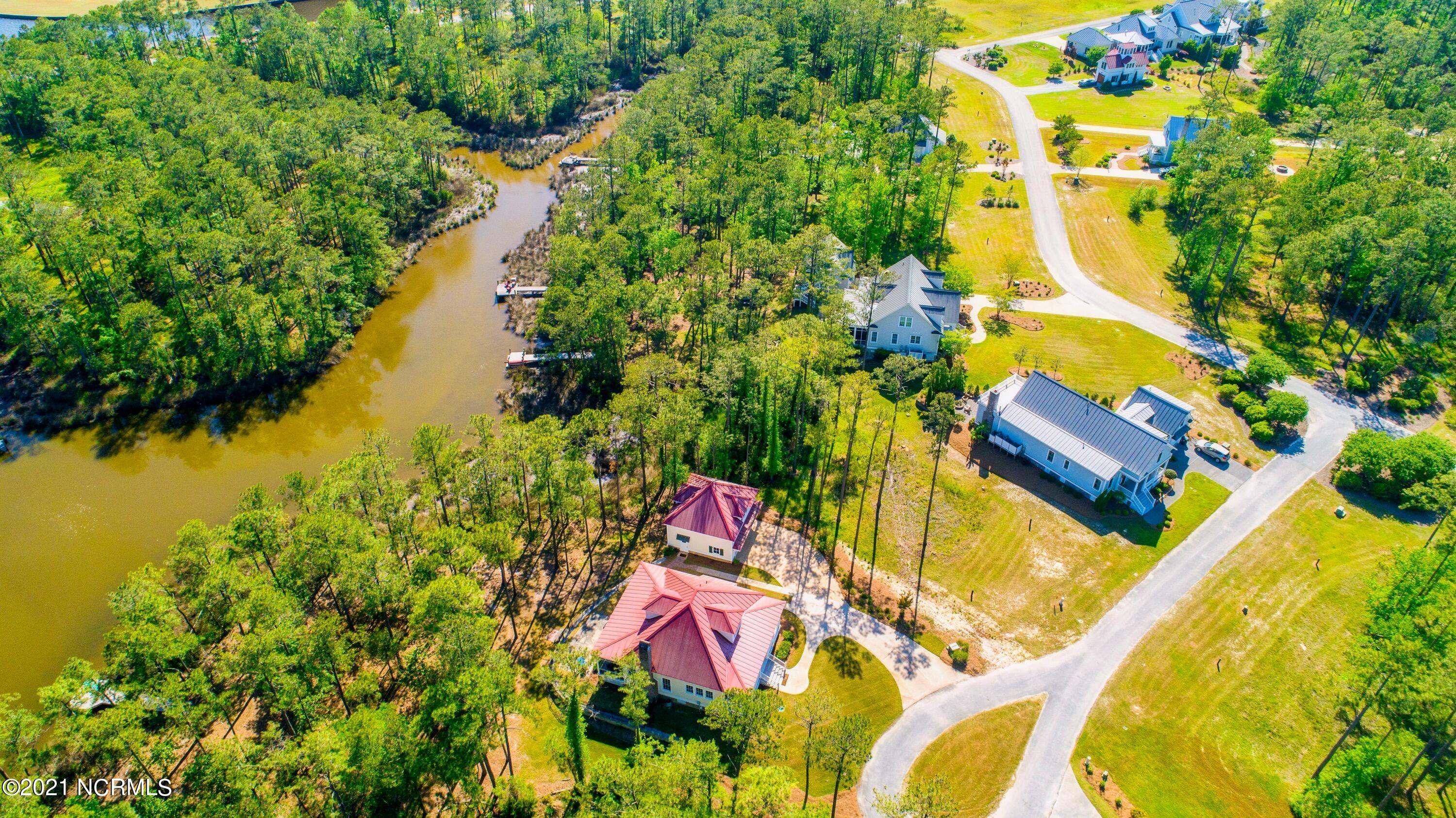 42 Quidley Cove Property Photo 20