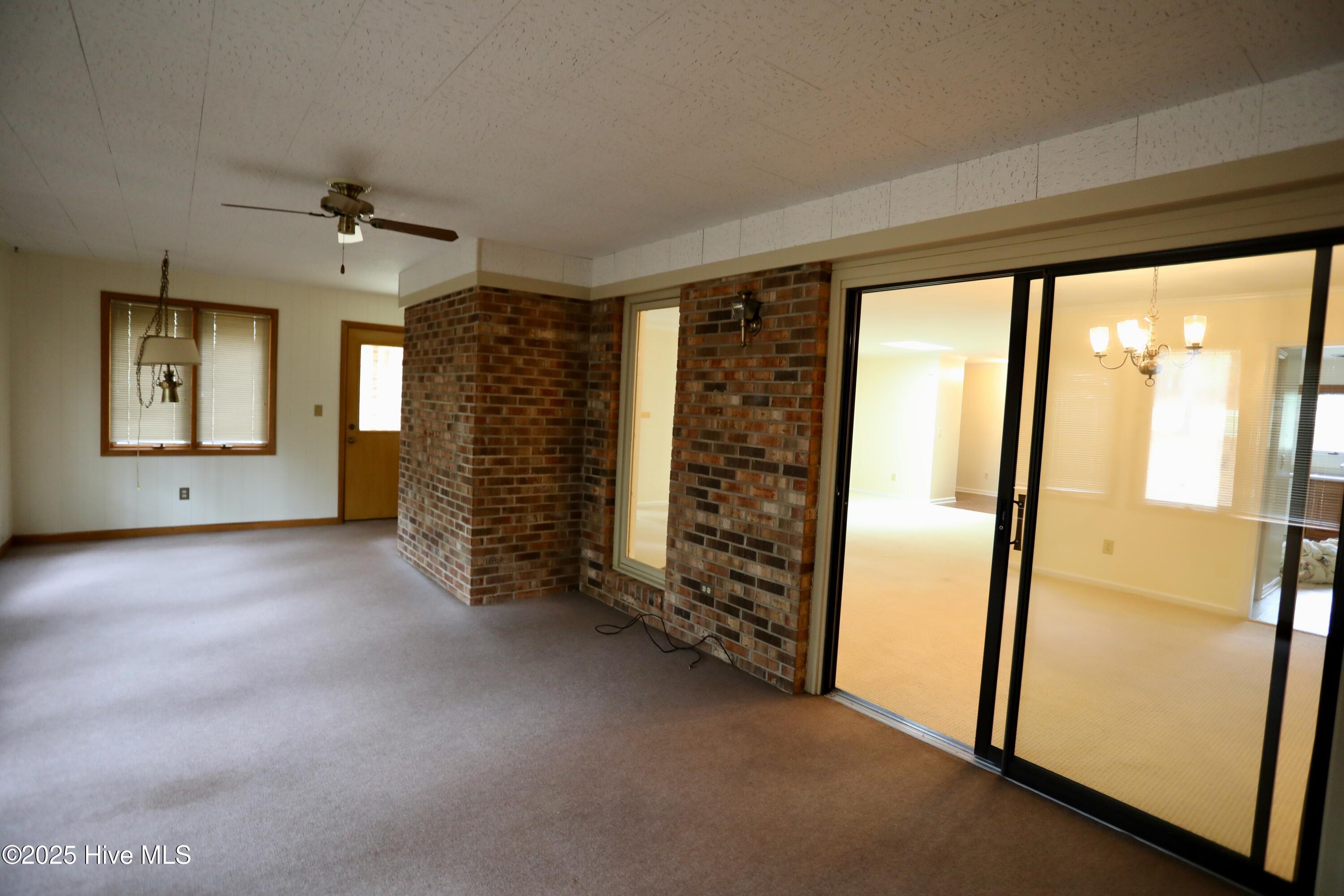 154 Knollwood Drive Property Photo 9
