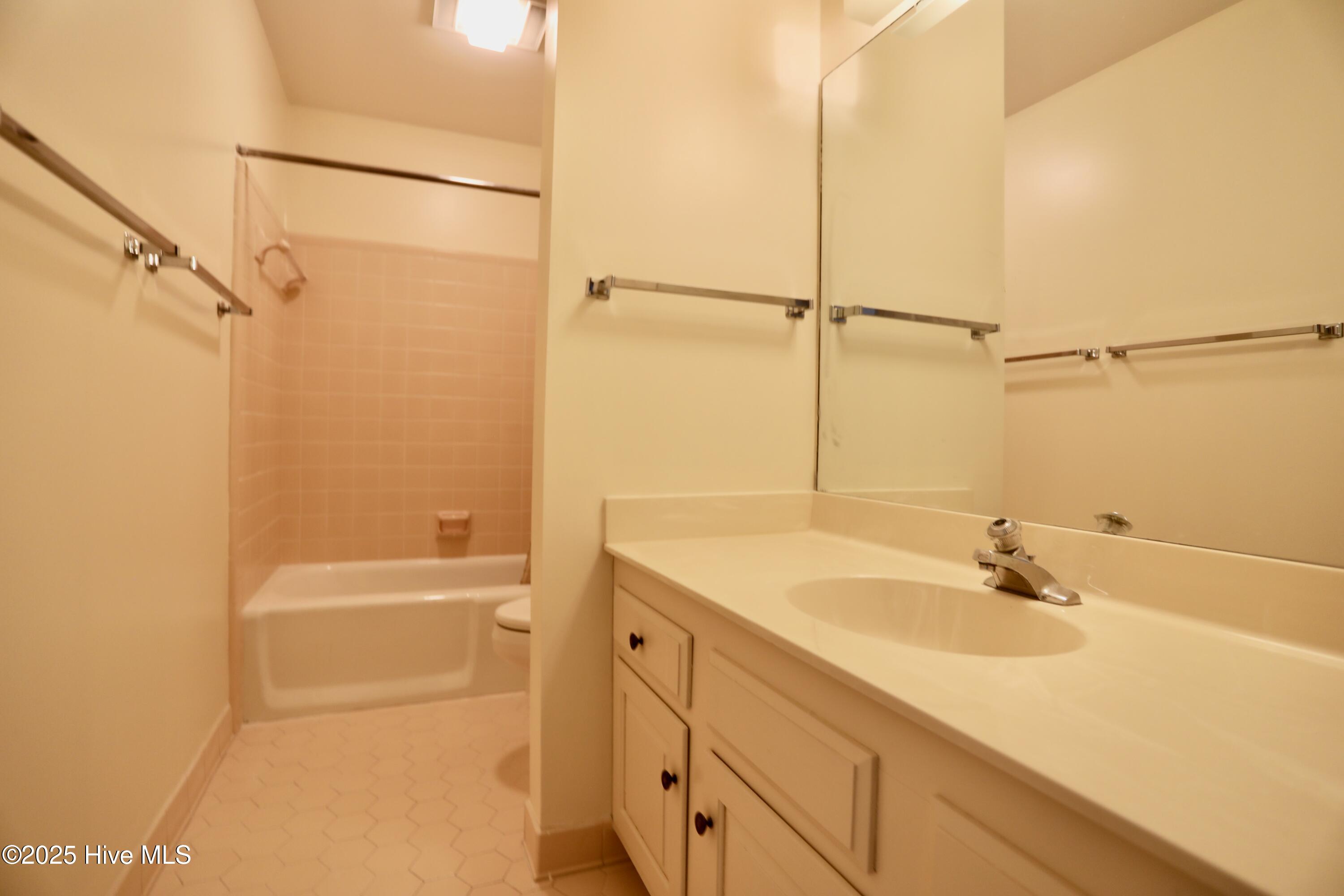 154 Knollwood Drive Property Photo 14