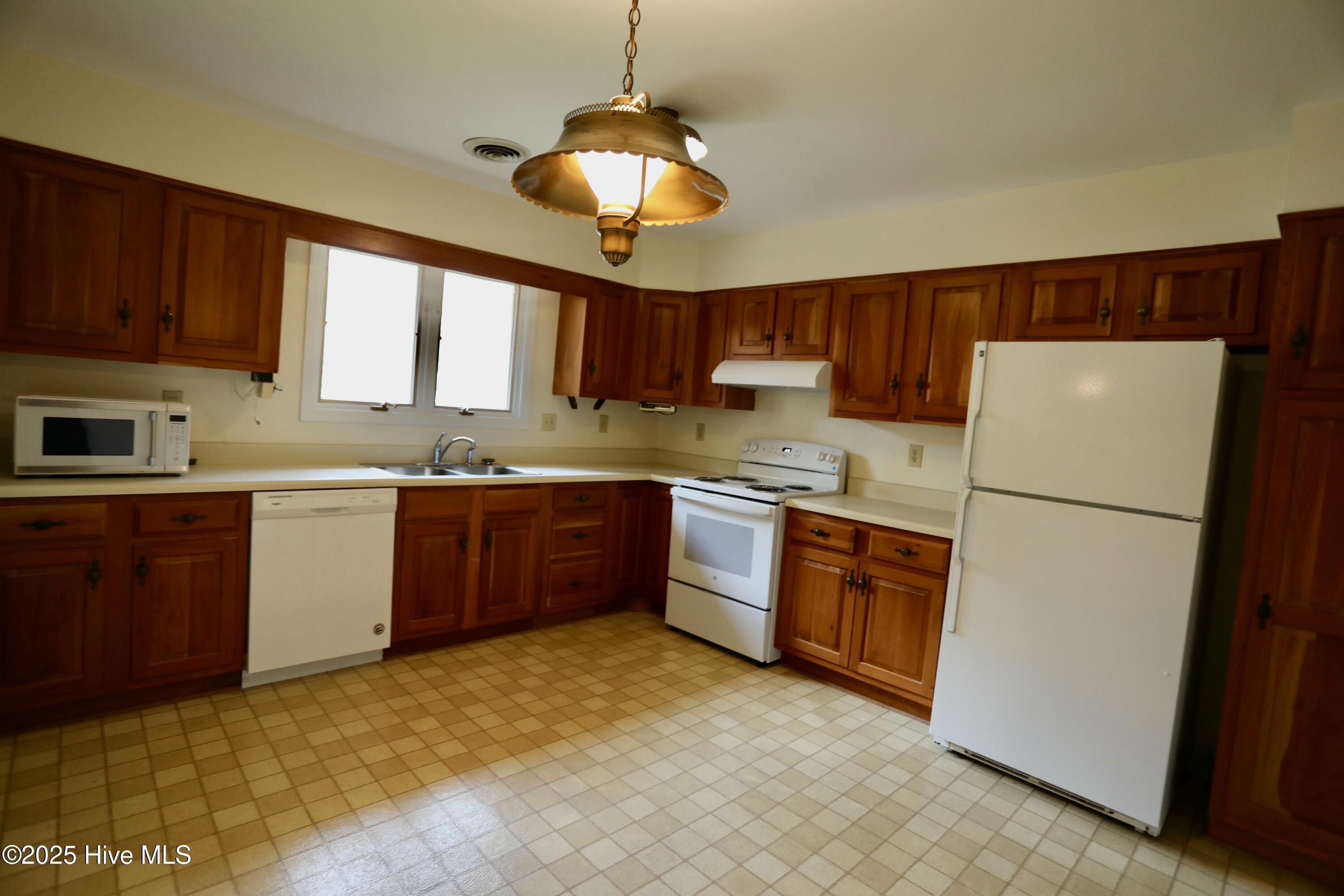 154 Knollwood Drive Property Photo 20