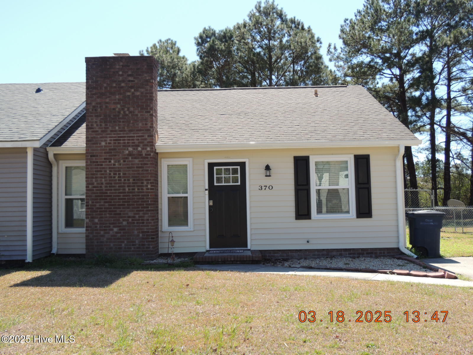 370 W Frances Street Property Photo