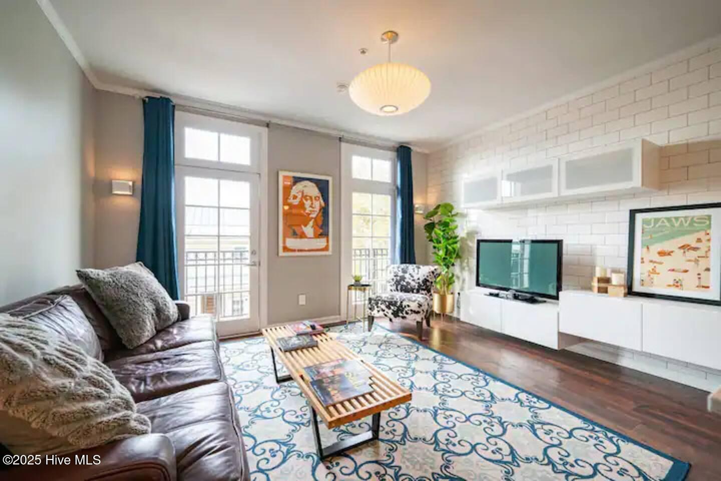 Chandlers Watch Condominiums Real Estate Listings Main Image
