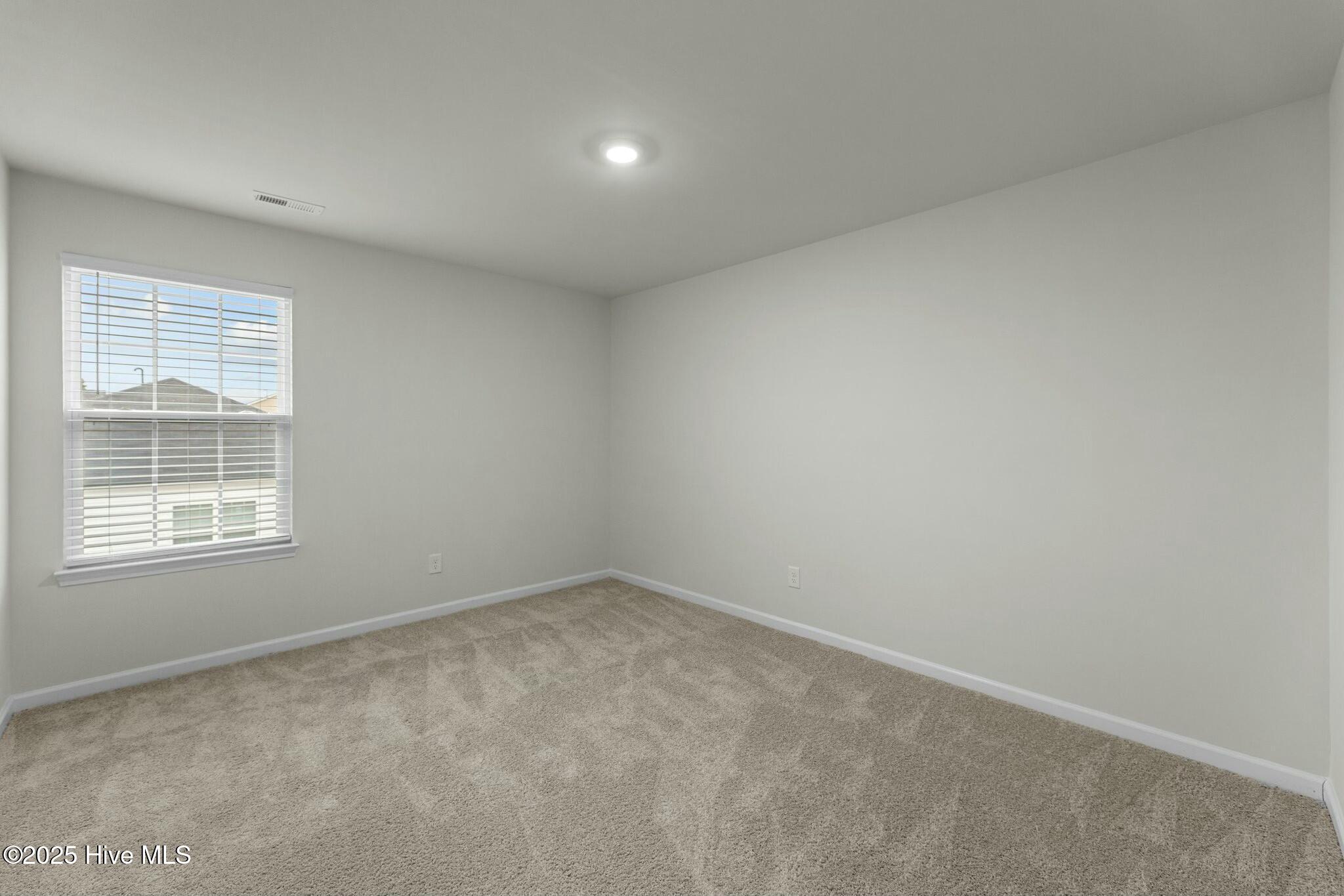909 Riverstone Drive Property Photo 27