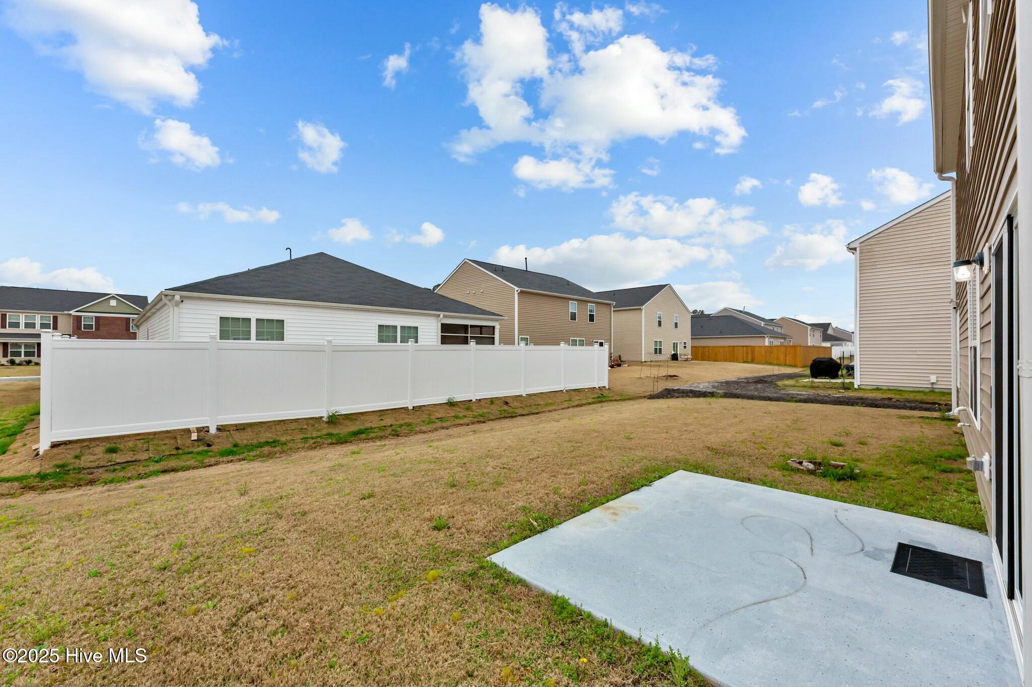 909 Riverstone Drive Property Photo 39