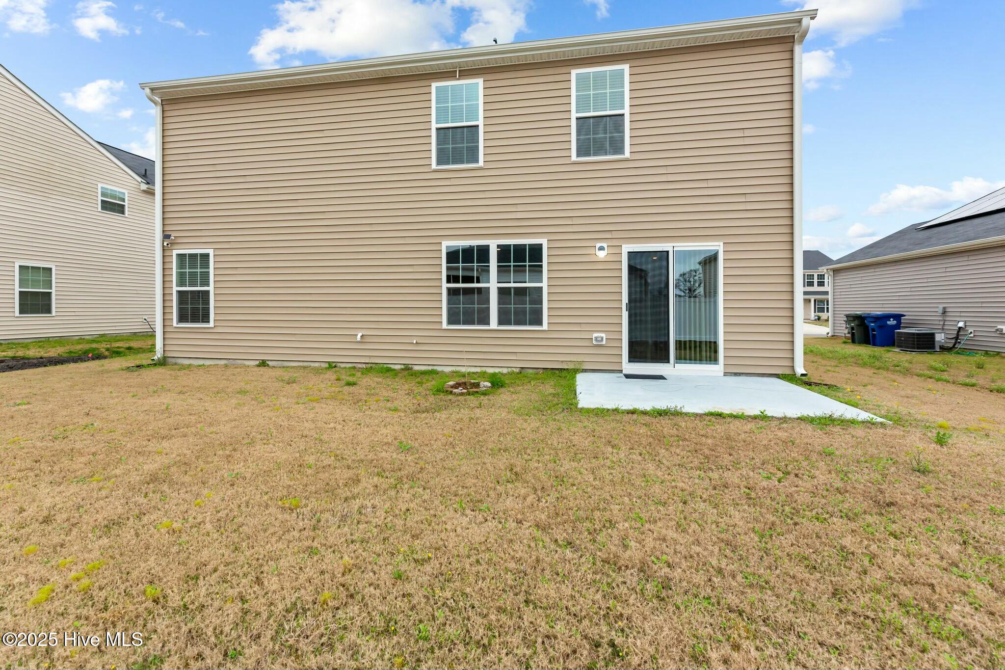 909 Riverstone Drive Property Photo 40