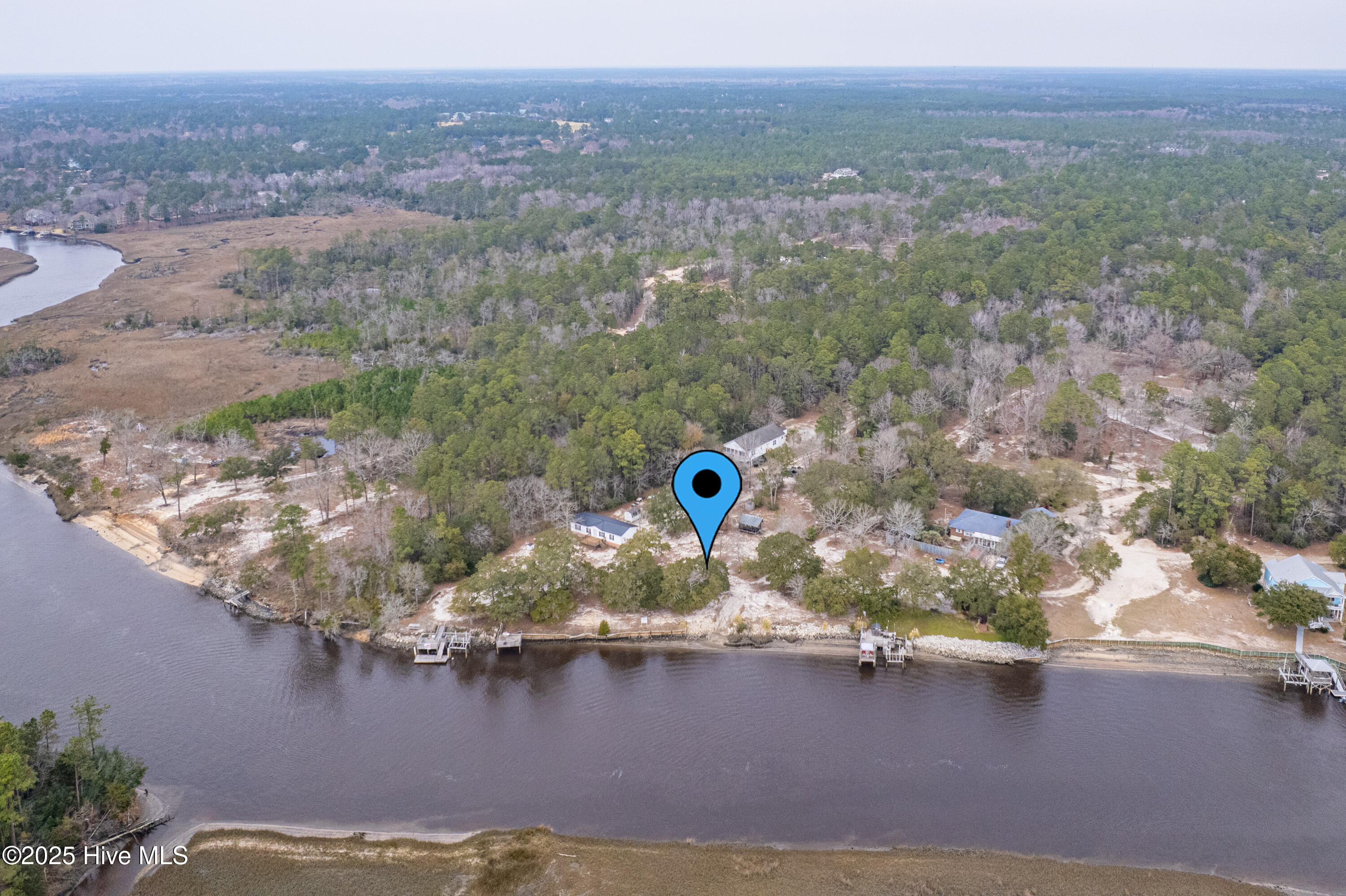 109 Currituck Road Property Photo 2