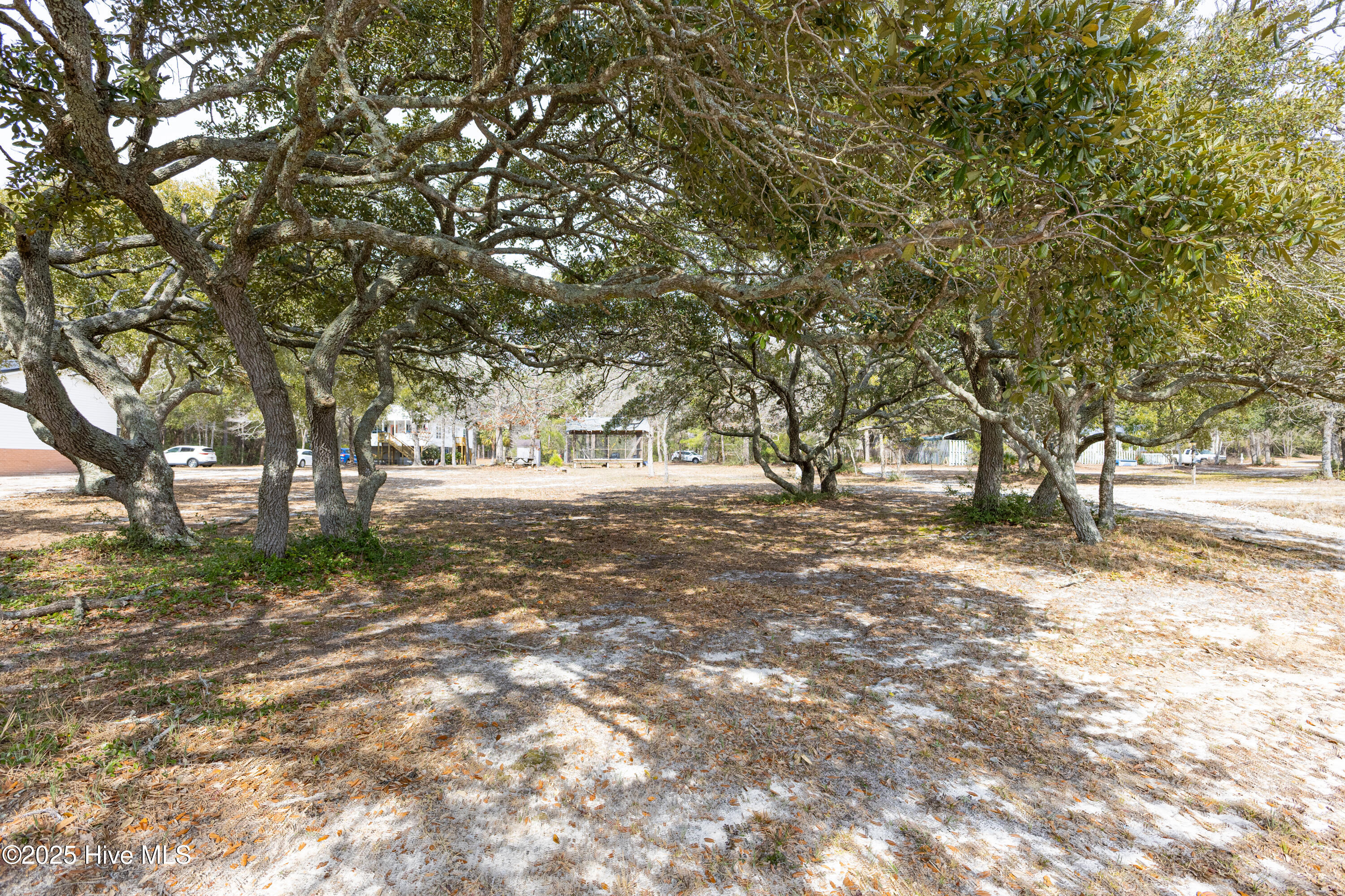 109 Currituck Road Property Photo 17