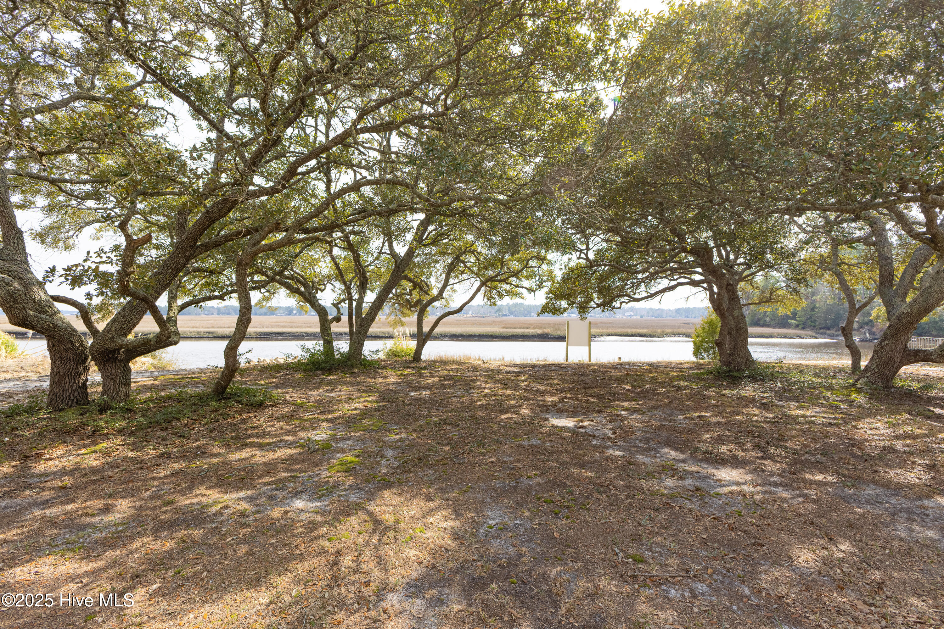 109 Currituck Road Property Photo 18