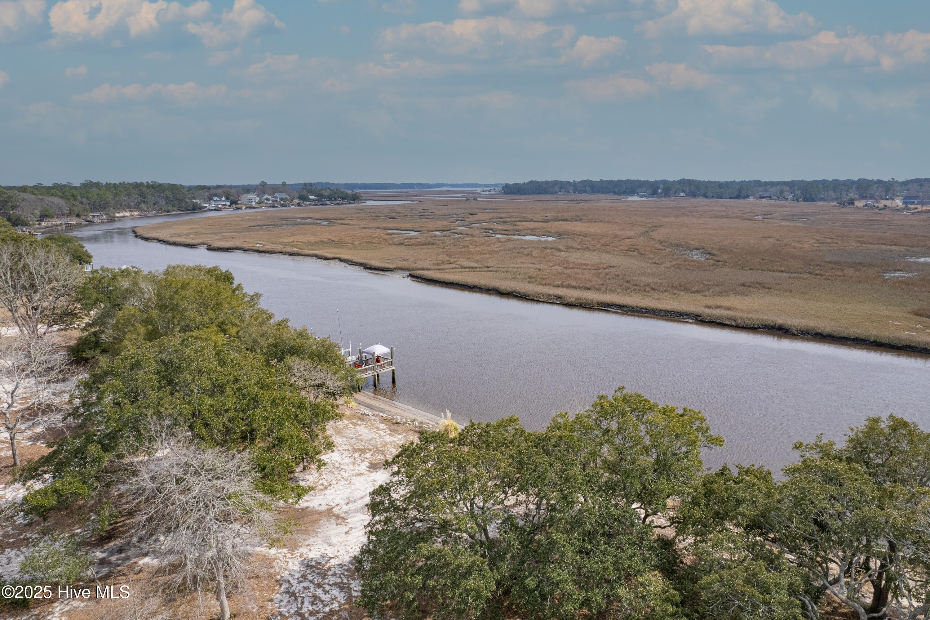 109 Currituck Road Property Photo 32