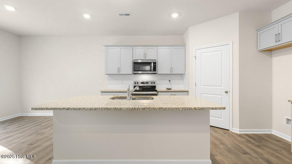 1010 Ocean Court Property Photo 5