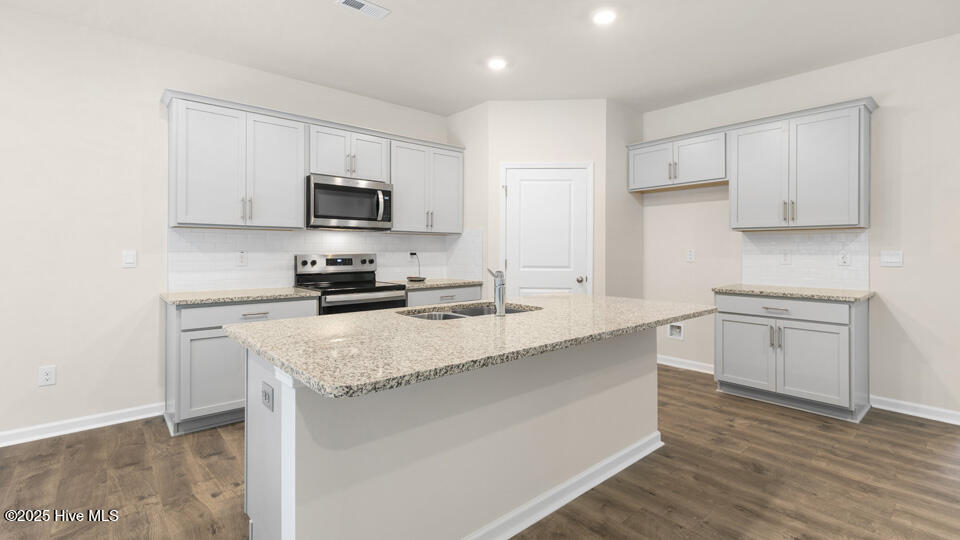 1010 Ocean Court Property Photo 8