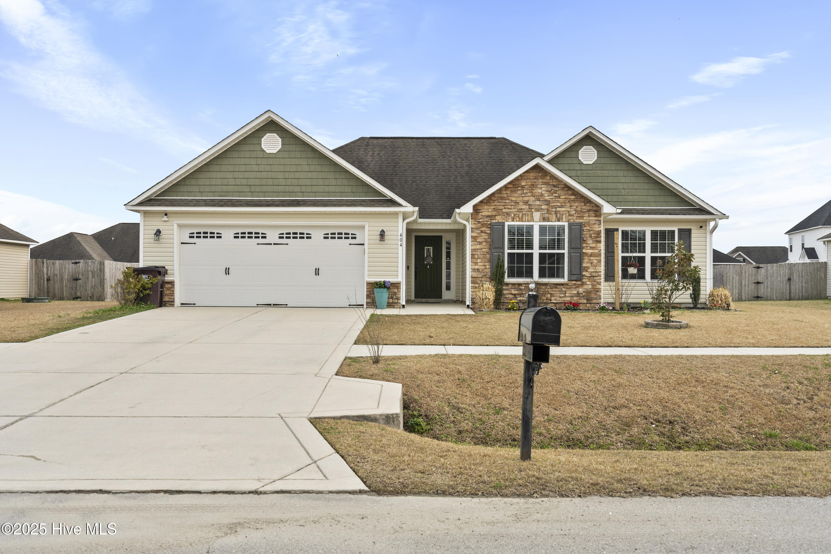 404 Pewter Court Property Photo