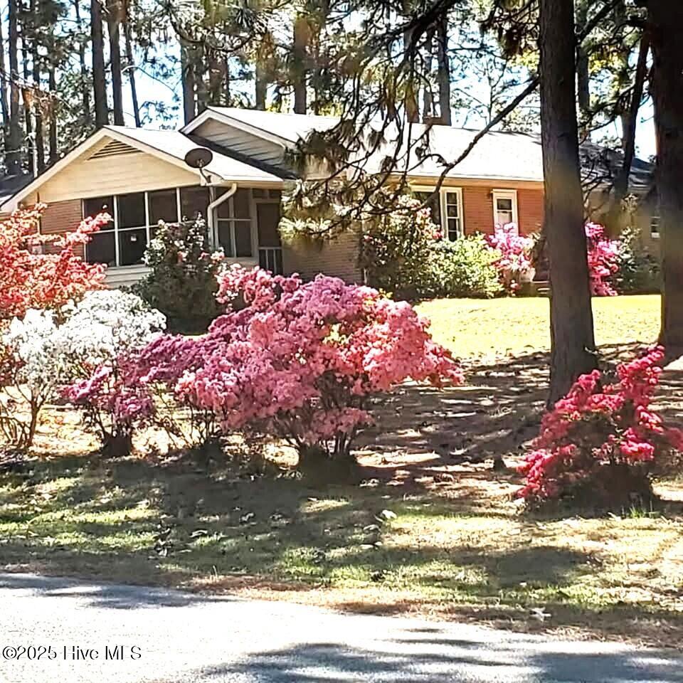 320 Shields Road Property Photo