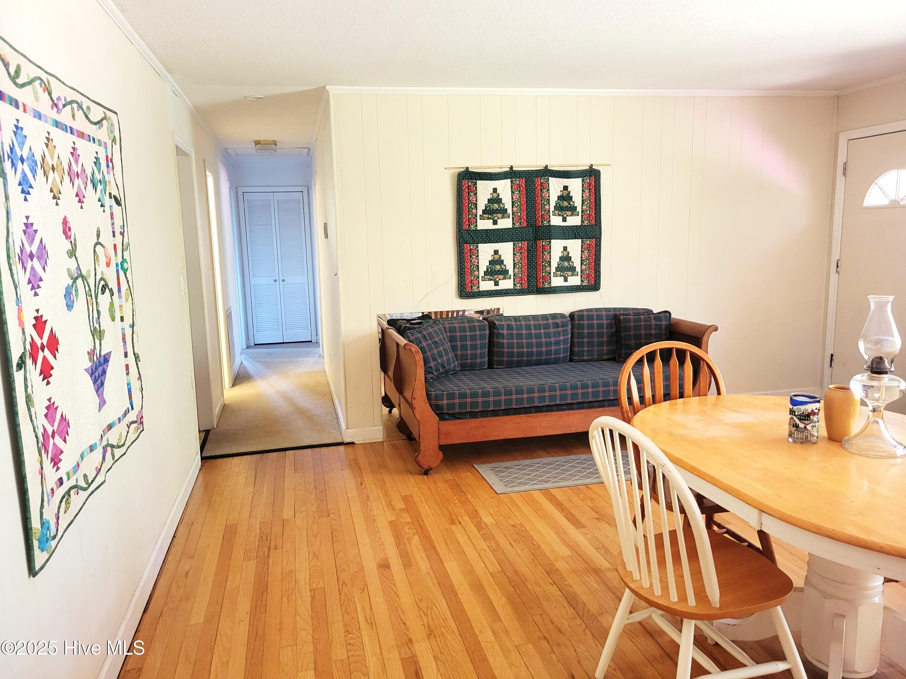 320 Shields Road Property Photo 4