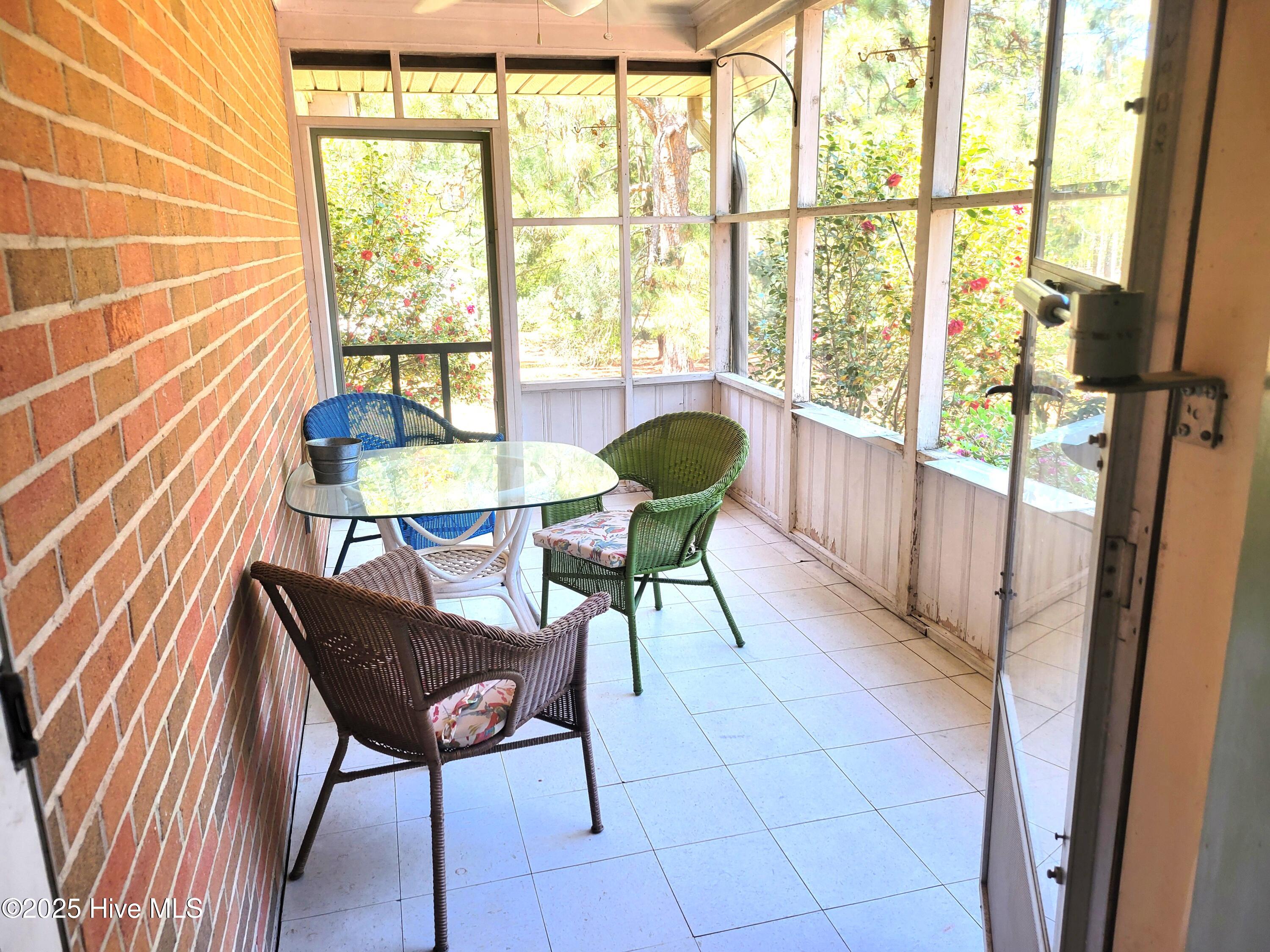 320 Shields Road Property Photo 7