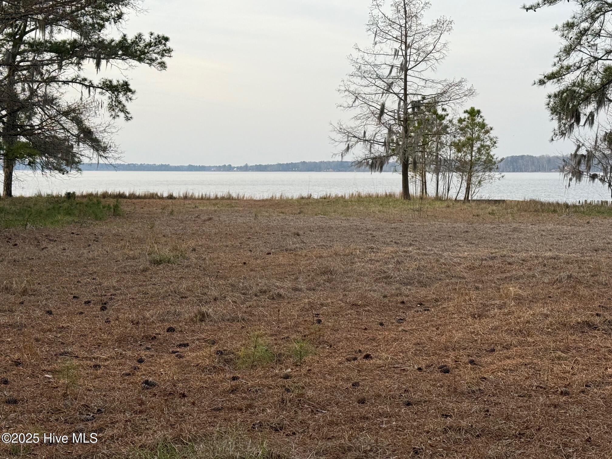 762 Swan Point Drive Property Photo