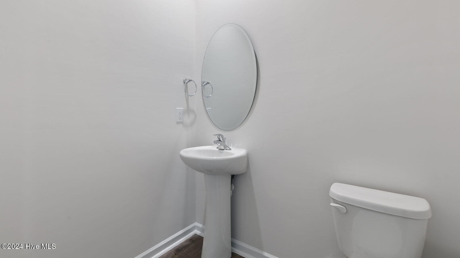 1005 Ocean Court Property Photo 14
