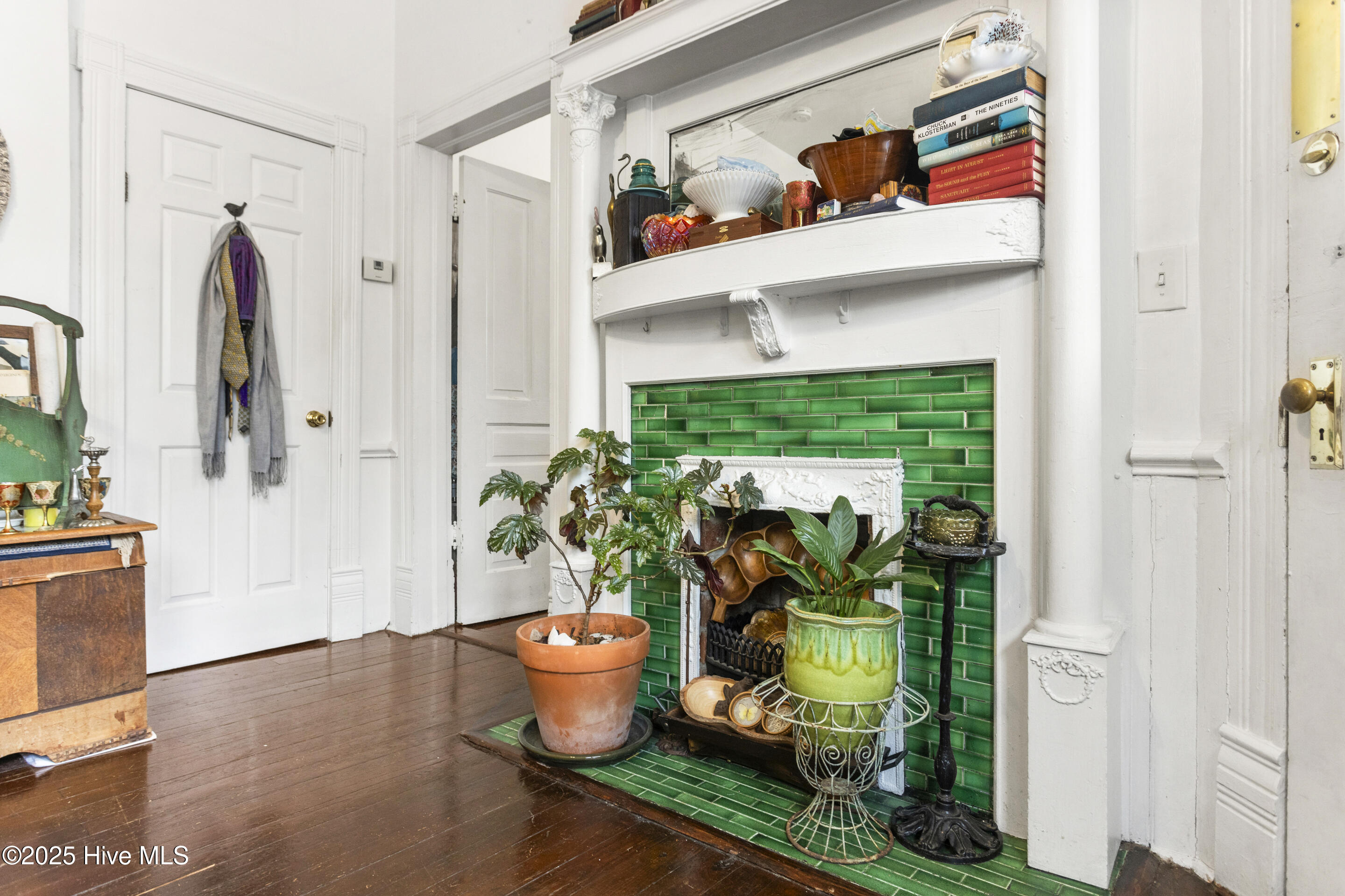 501 S Front Street Property Photo 13