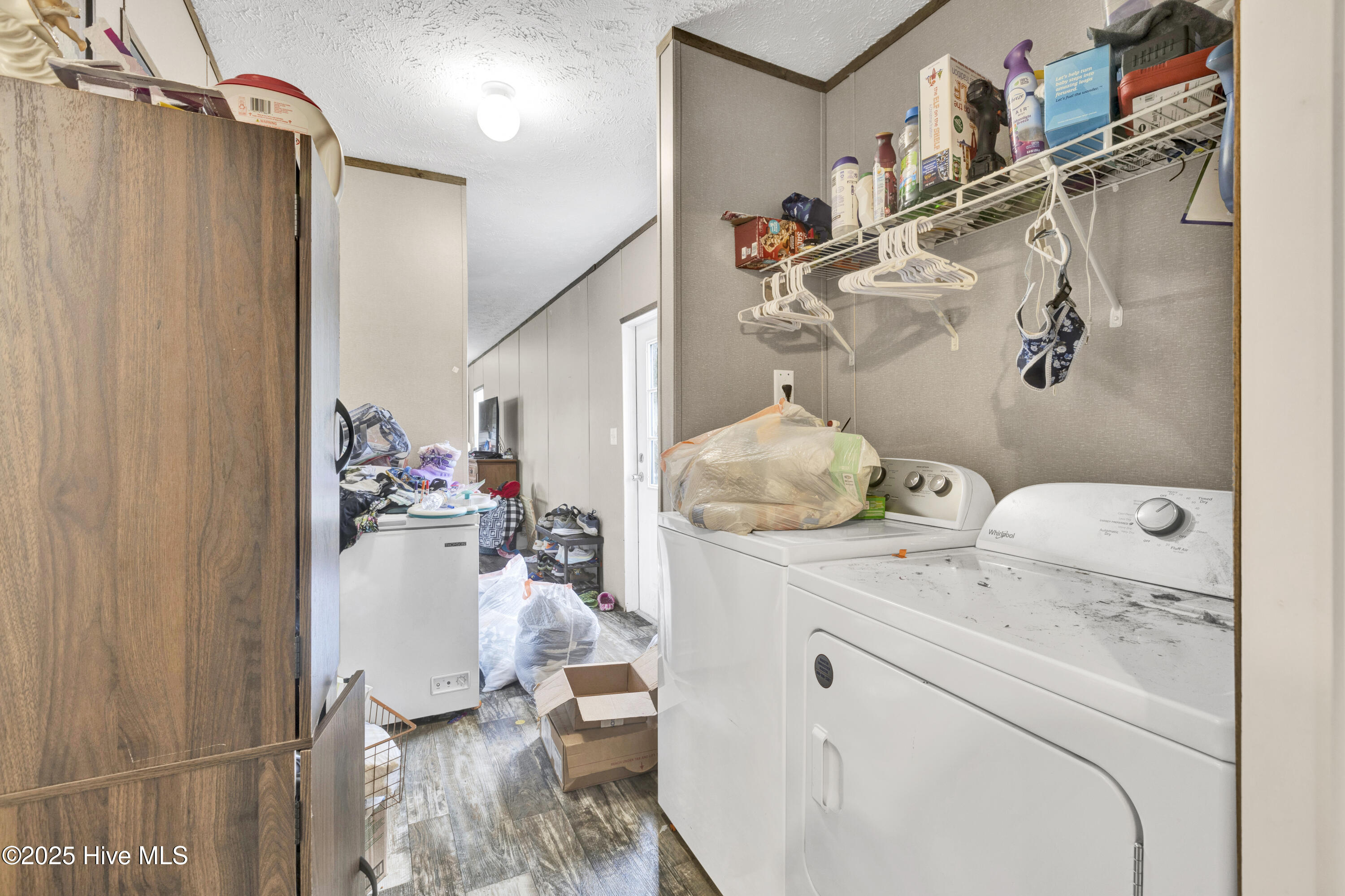 4982 Neuse Road Property Photo 7