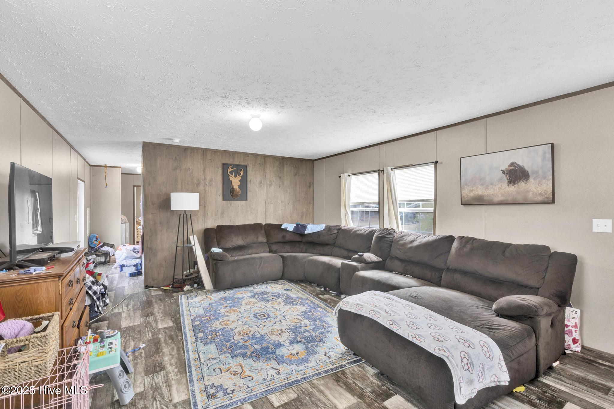 4982 Neuse Road Property Photo 12