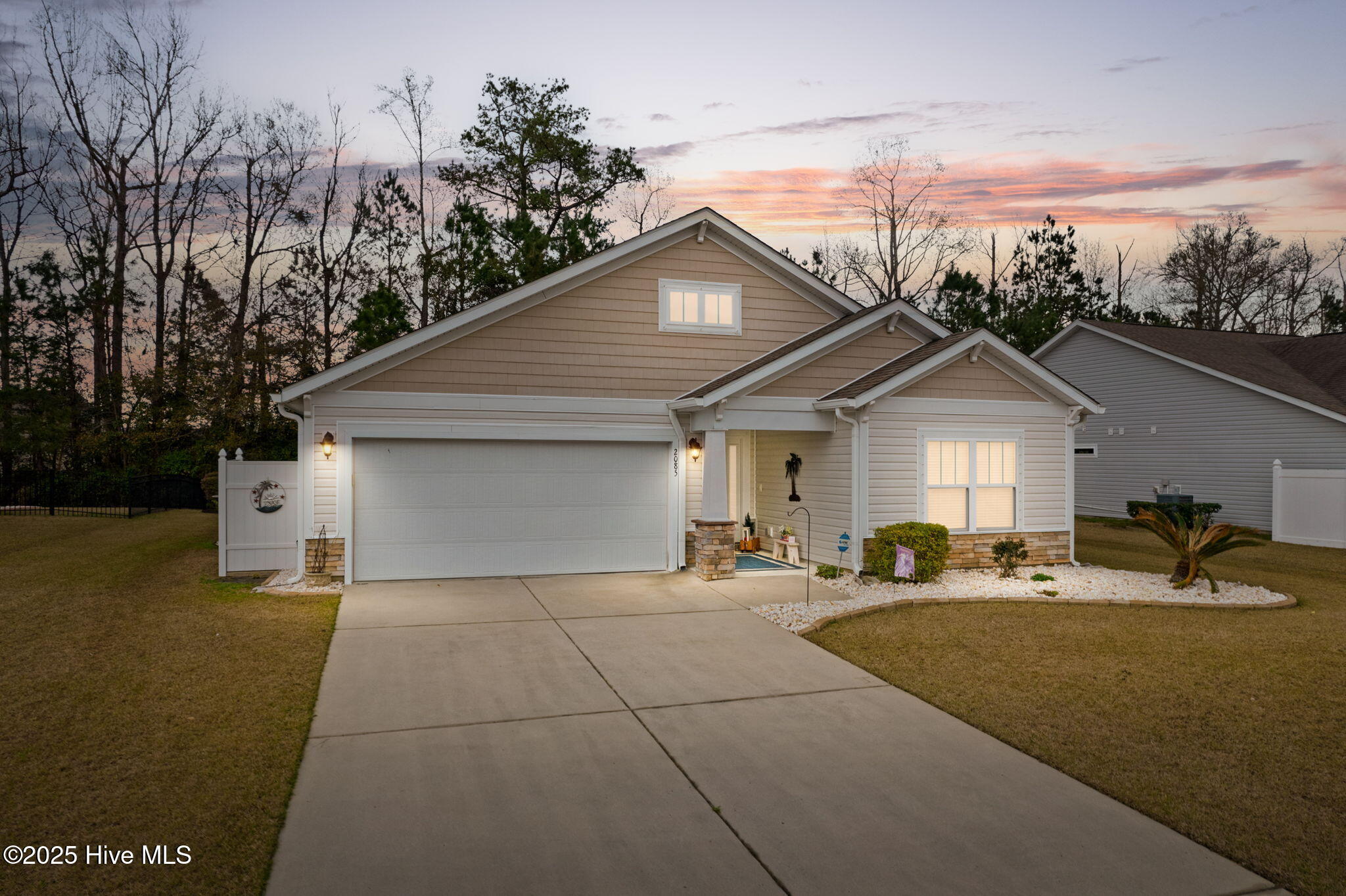 2085 Castlebridge Court Property Photo