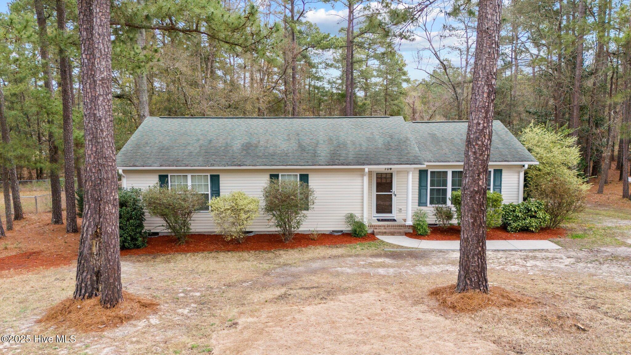 104 Central Drive Property Photo