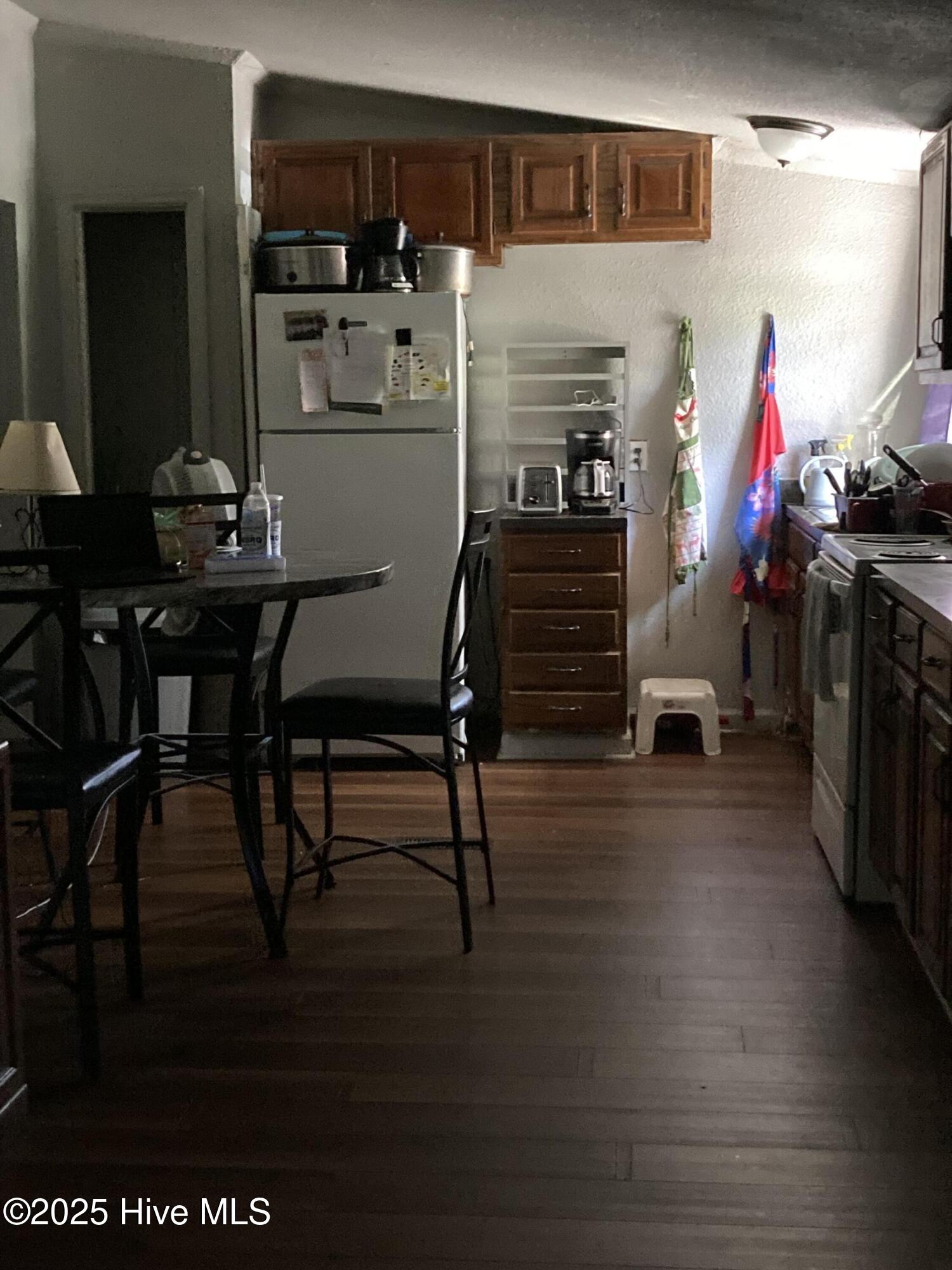 722 Nc Highway 710 Property Photo 6