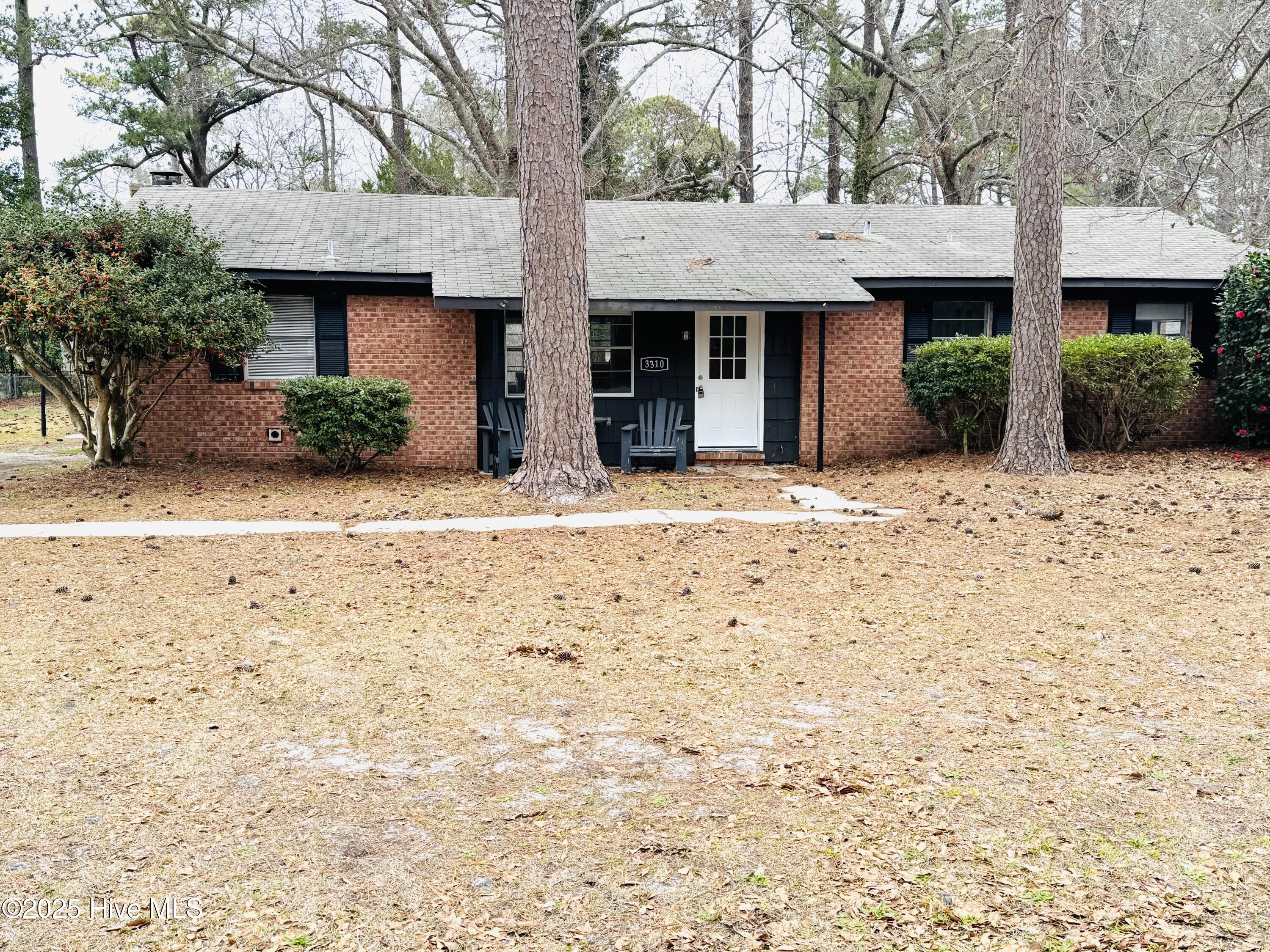 3310 Middle Sound Loop Road Property Photo