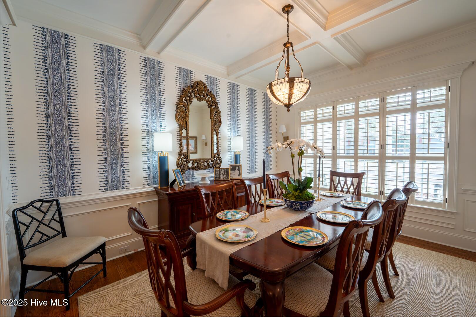 123 Lake Shore Drive Property Photo 9