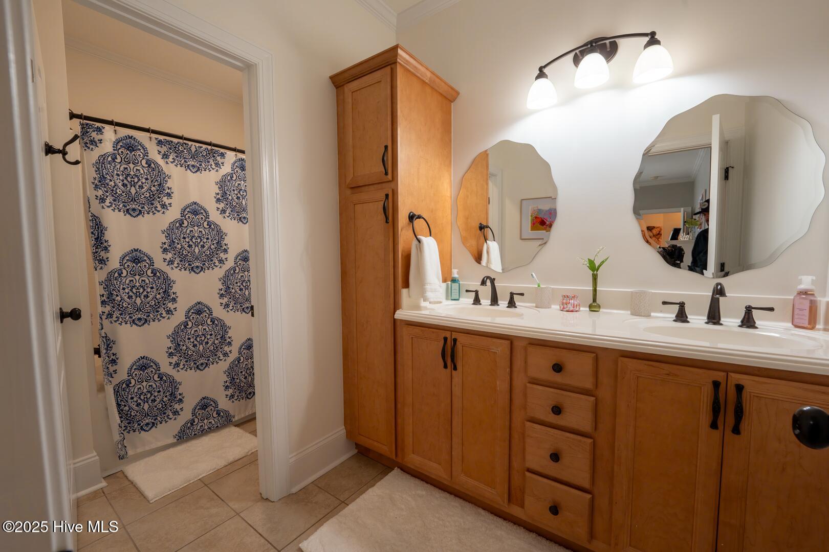 123 Lake Shore Drive Property Photo 25