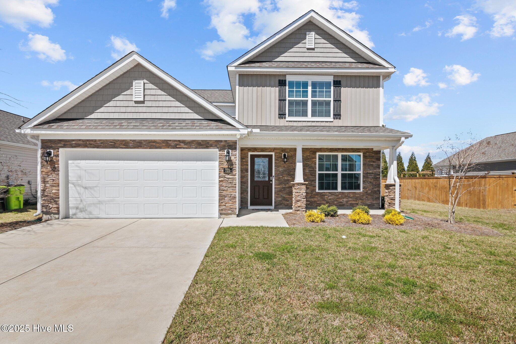 725 Lake Tyler Drive Property Photo