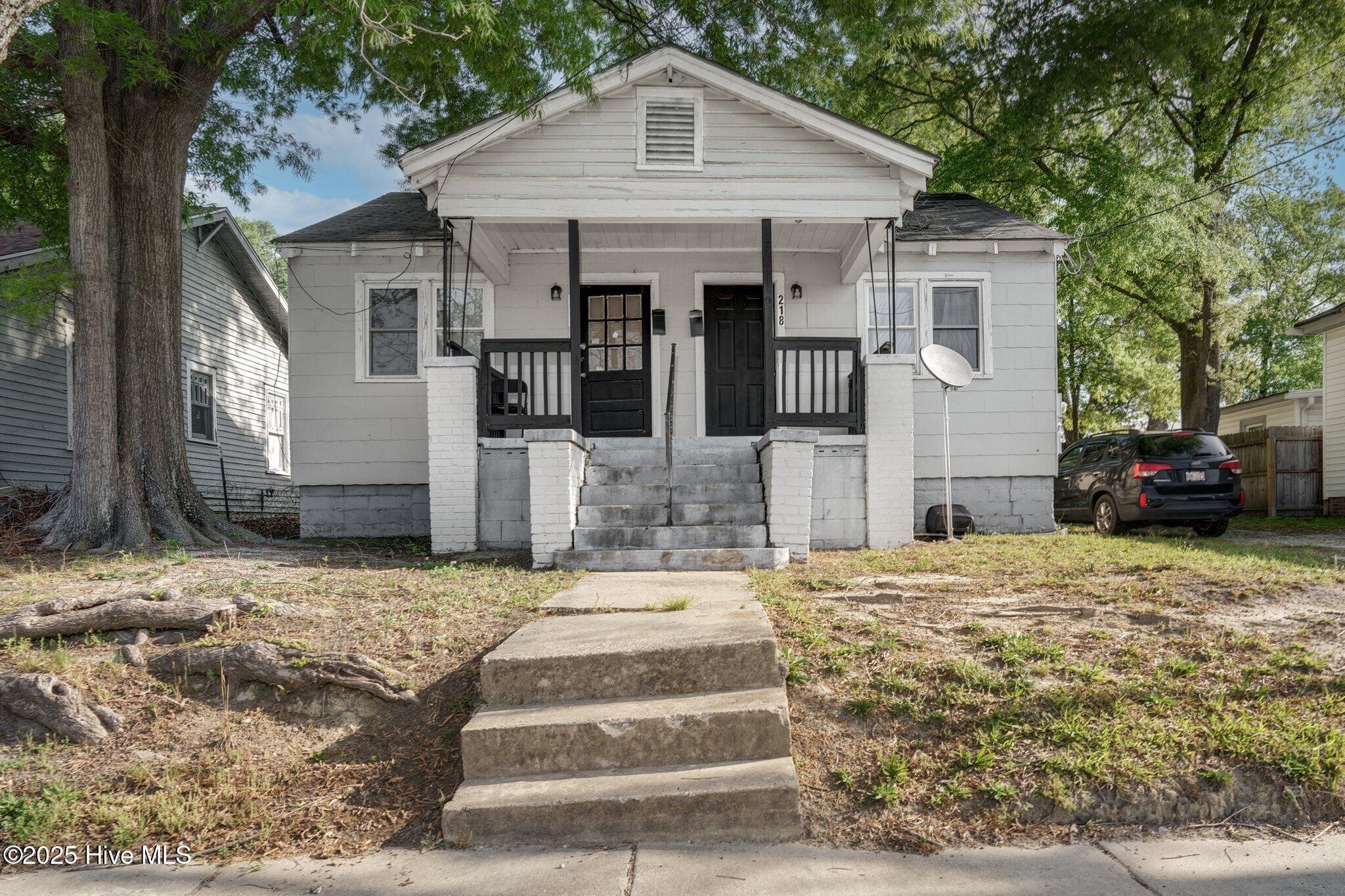 218 W Virginia Street Property Photo 2