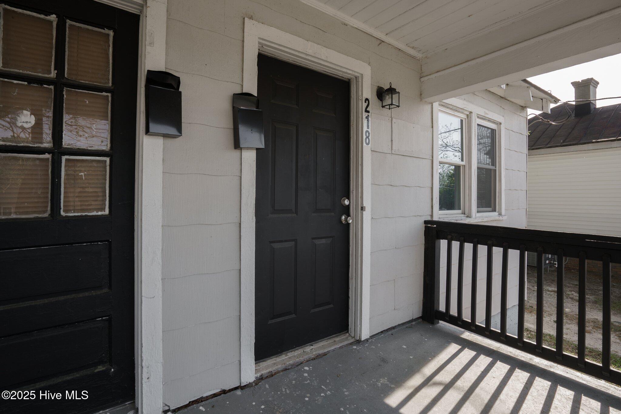 218 W Virginia Street Property Photo 3