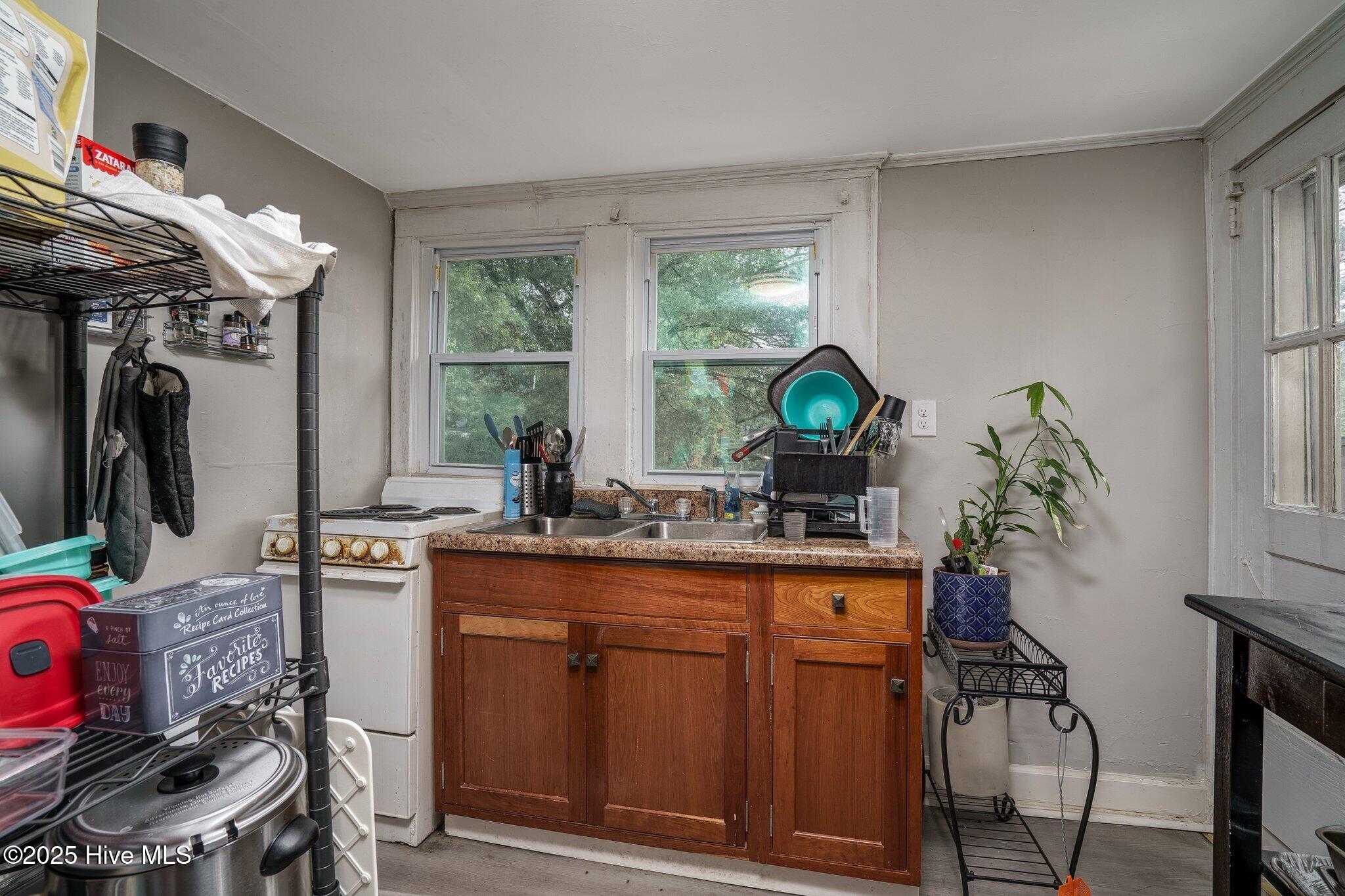 218 W Virginia Street Property Photo 9