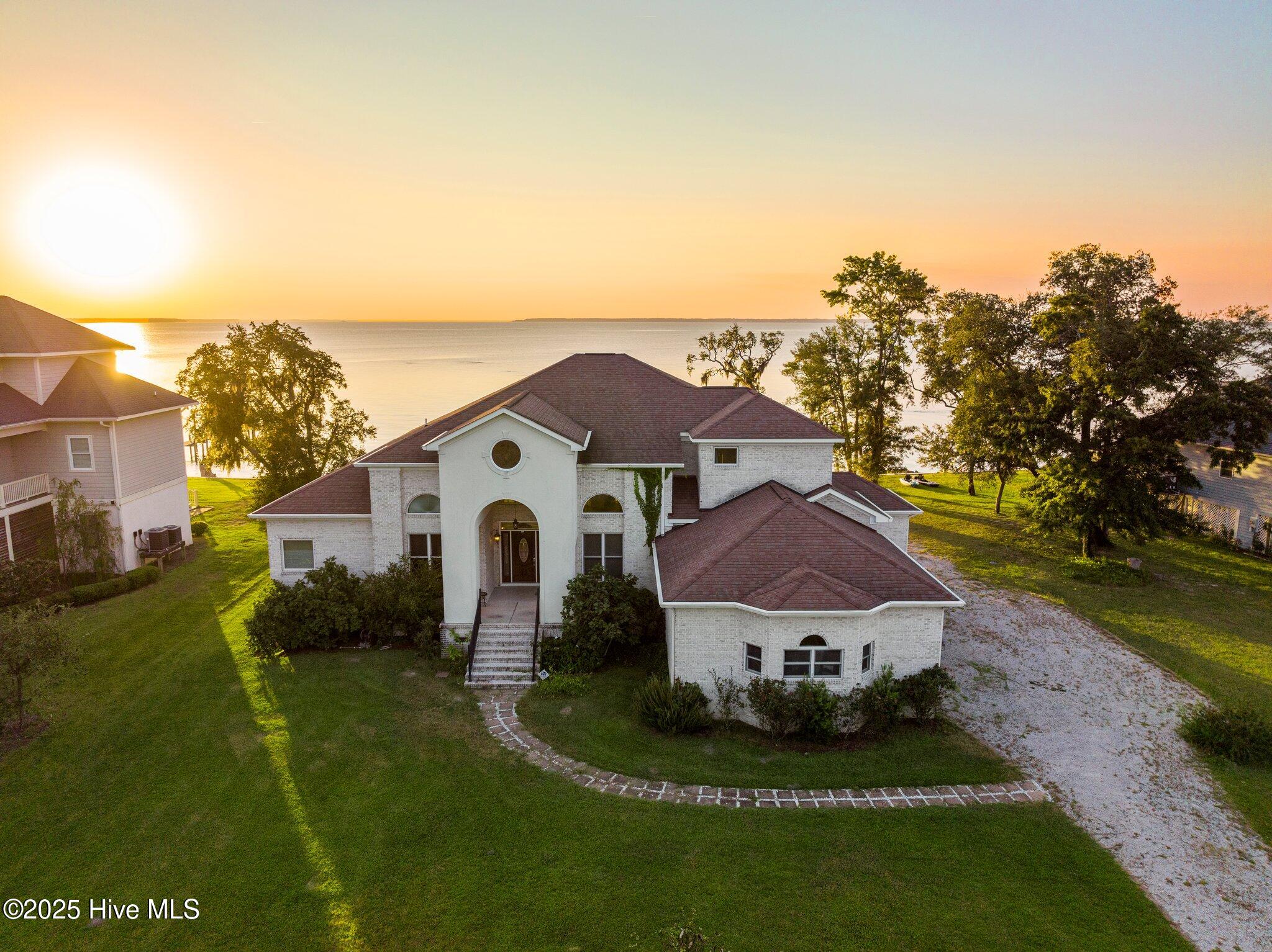 955 Becton Road Property Photo