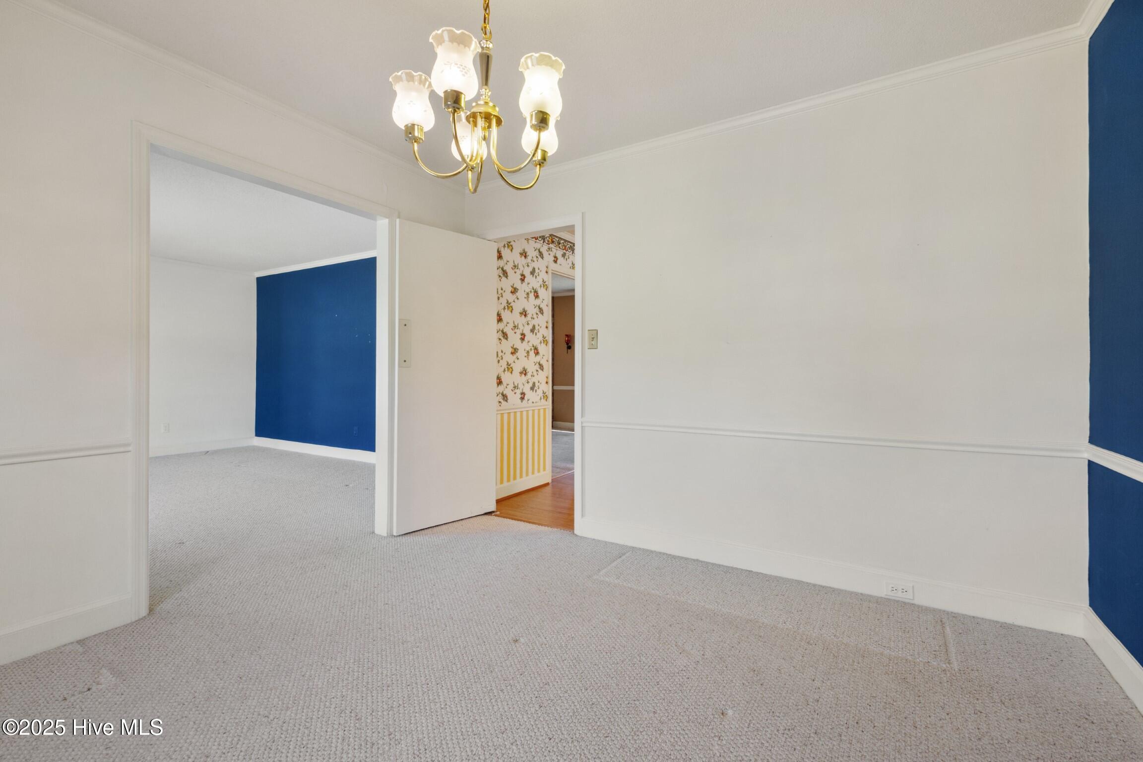 3007 Camelot Drive Property Photo 19
