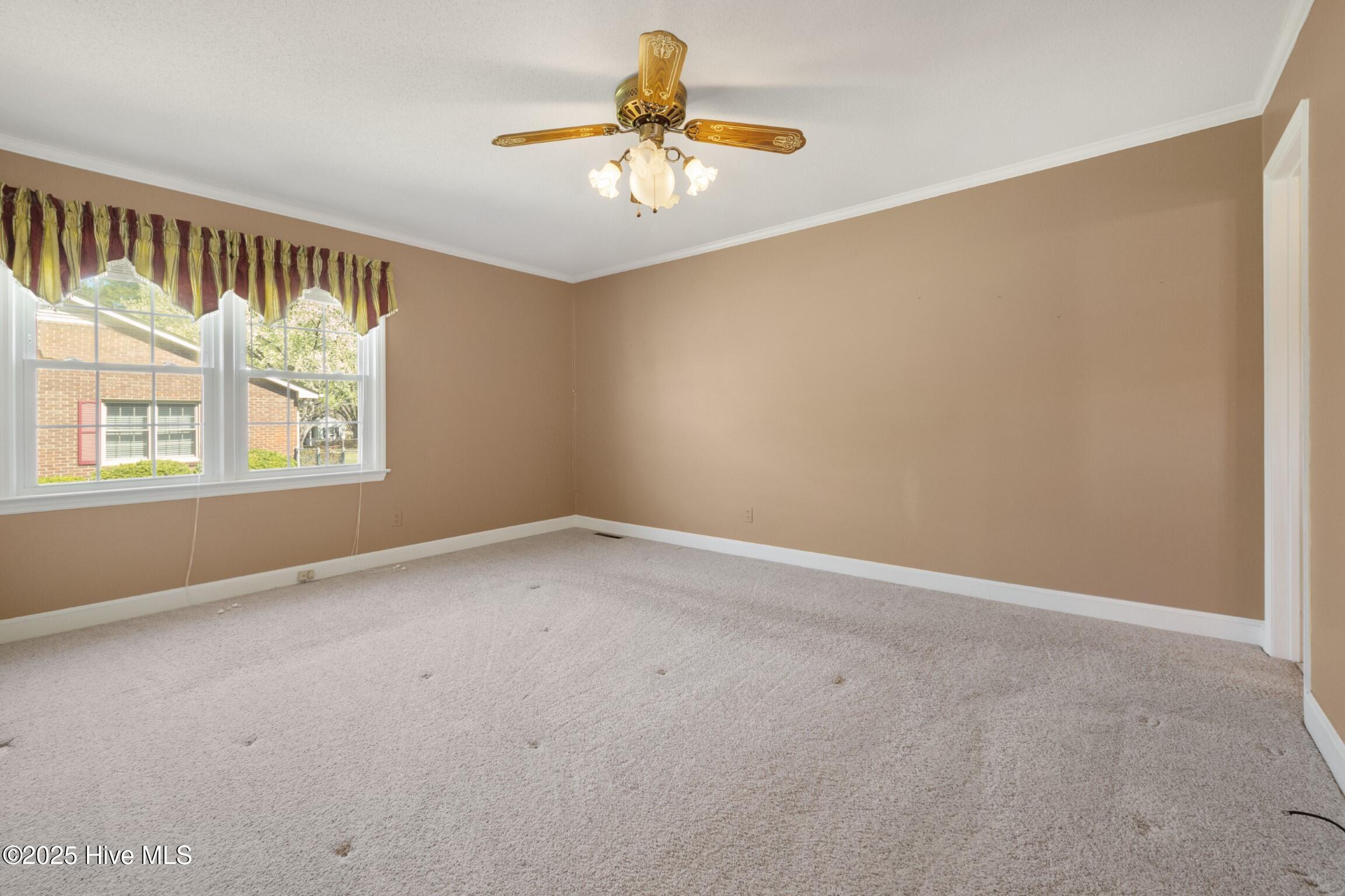 3007 Camelot Drive Property Photo 36