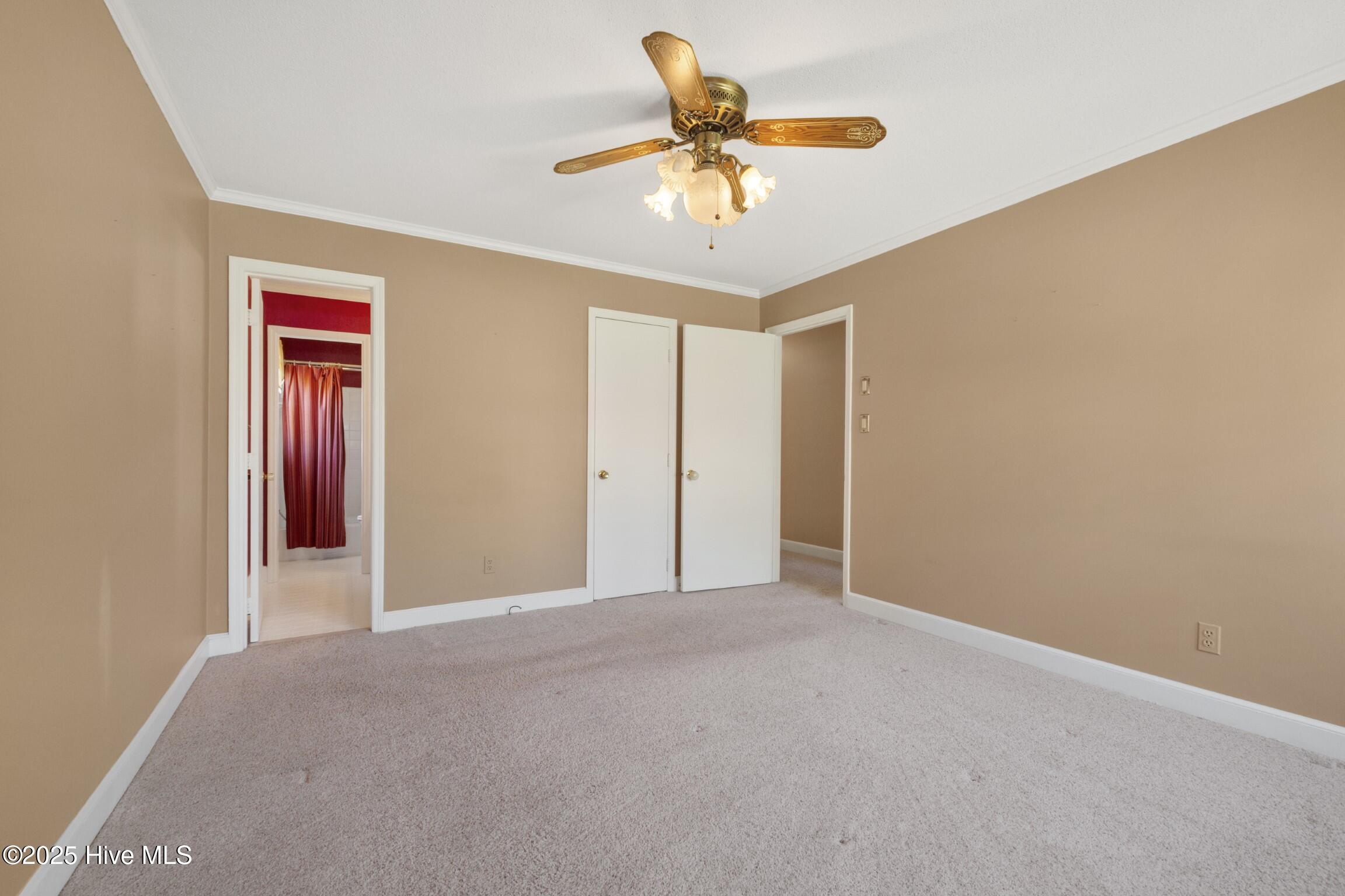 3007 Camelot Drive Property Photo 37