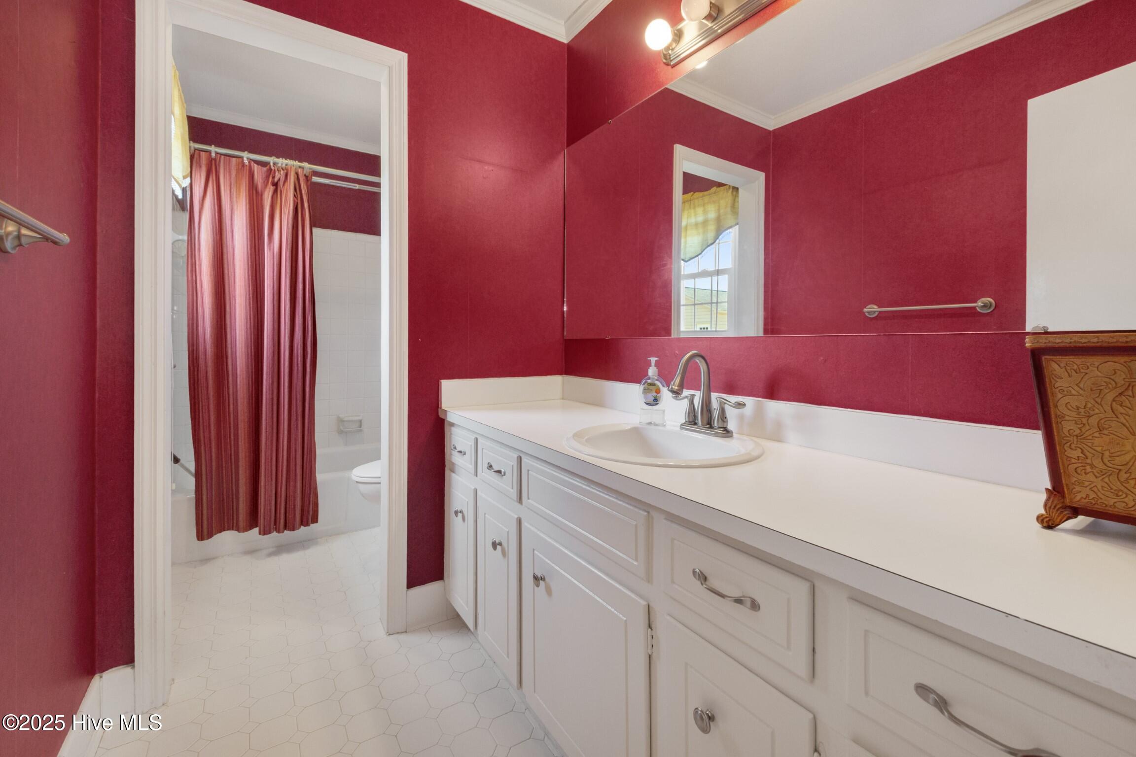 3007 Camelot Drive Property Photo 38