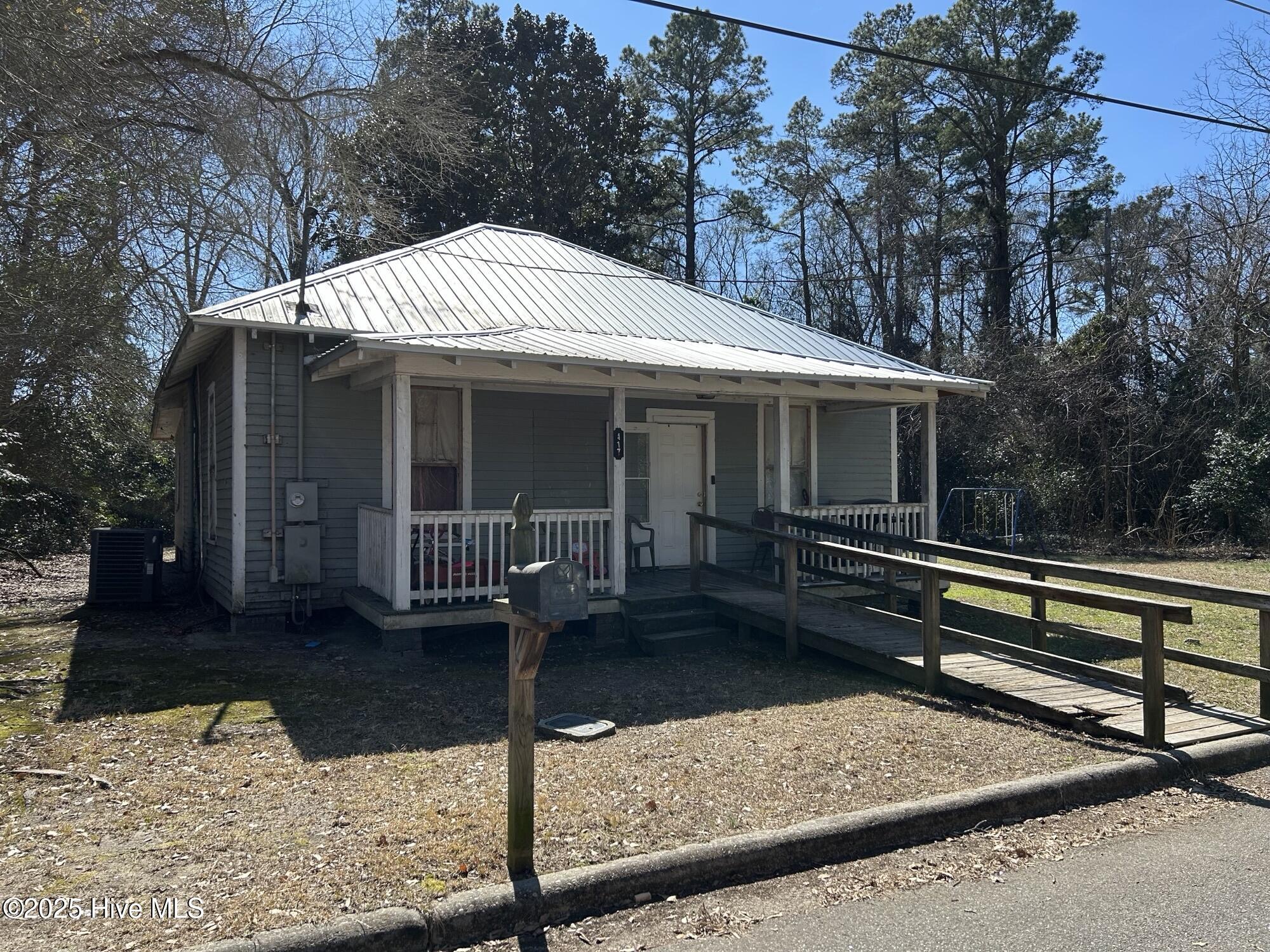 417 Cleveland Street Property Photo